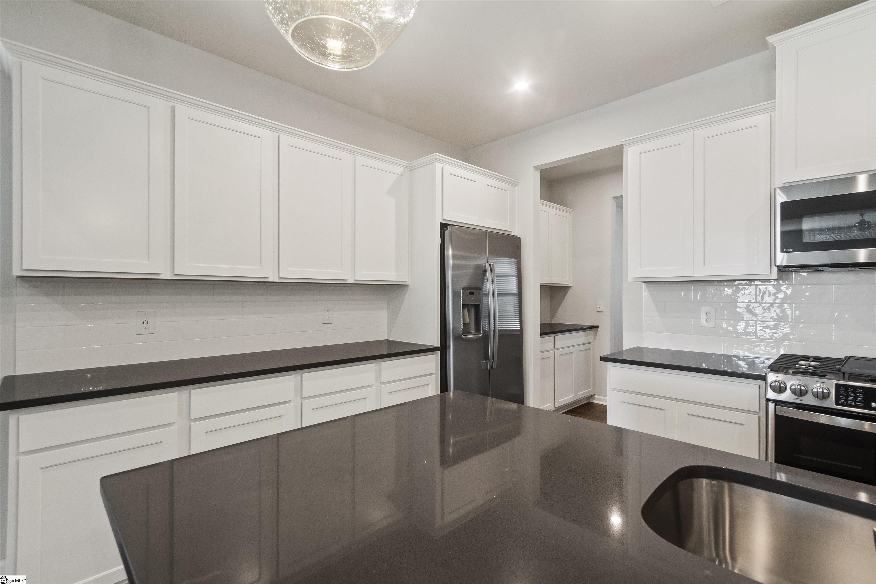 4034 Francis Spring Way Inman, SC 29349