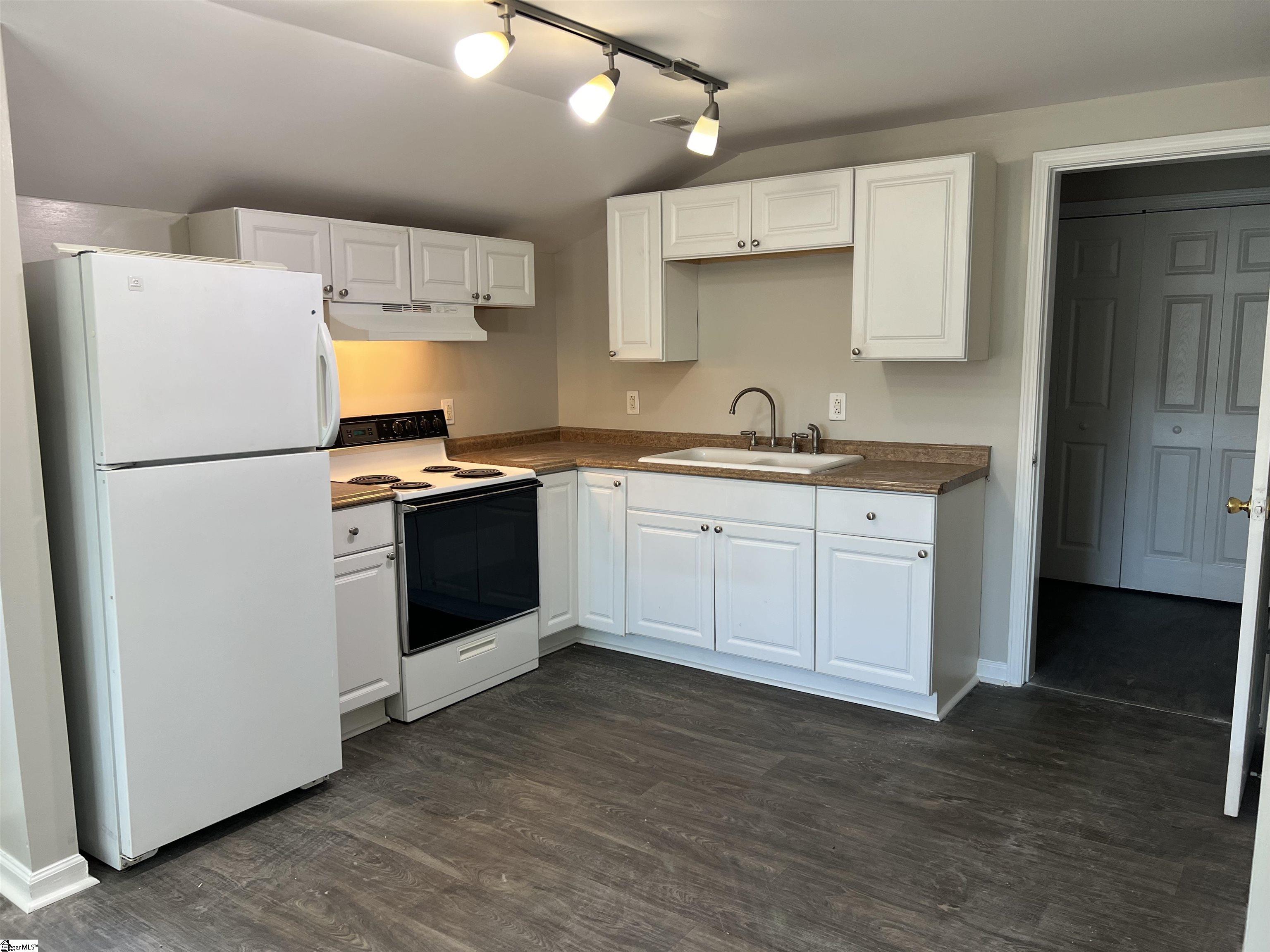 801 Perry Road Greenville, SC 29609