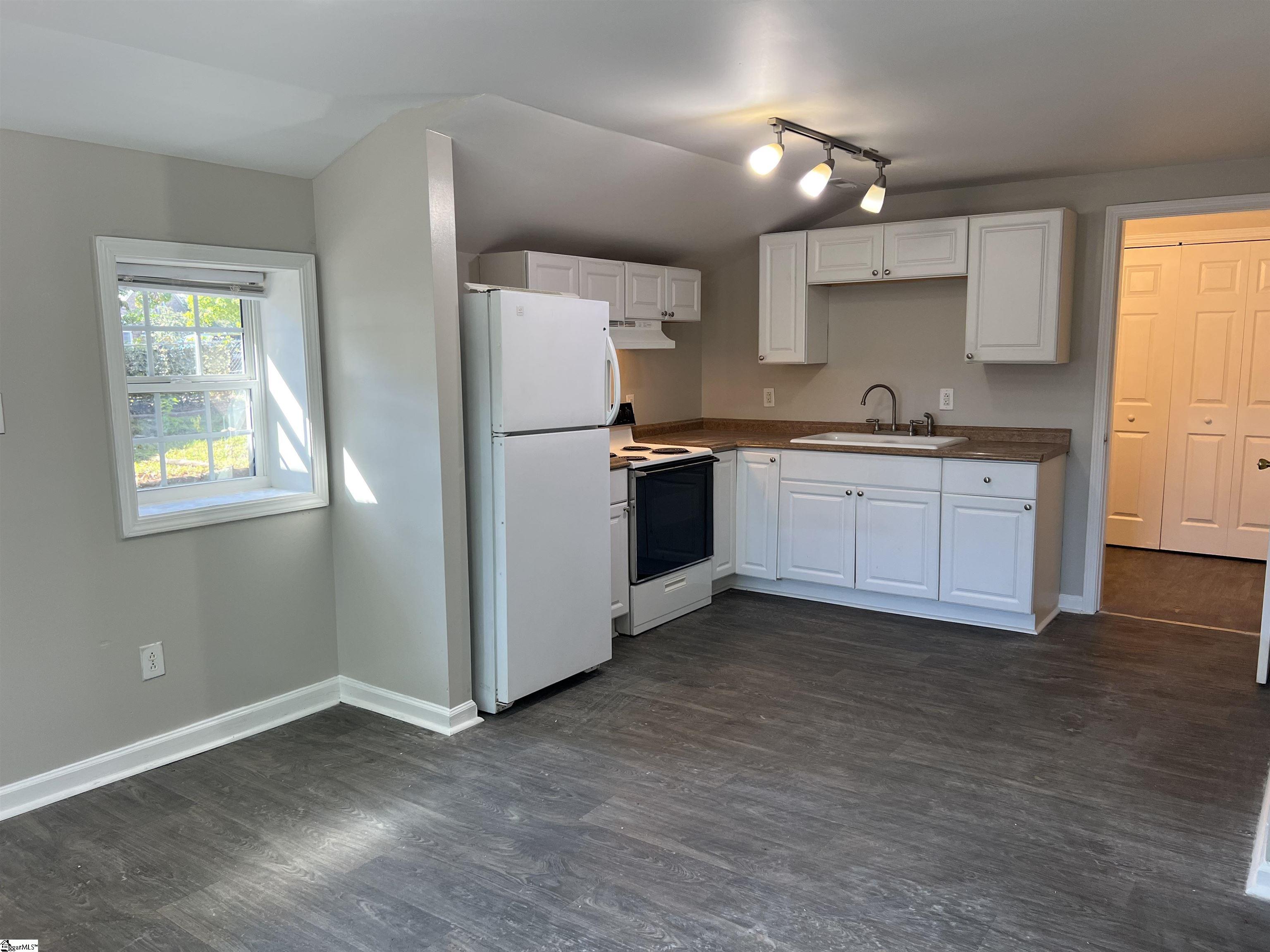 801 Perry Road Greenville, SC 29609