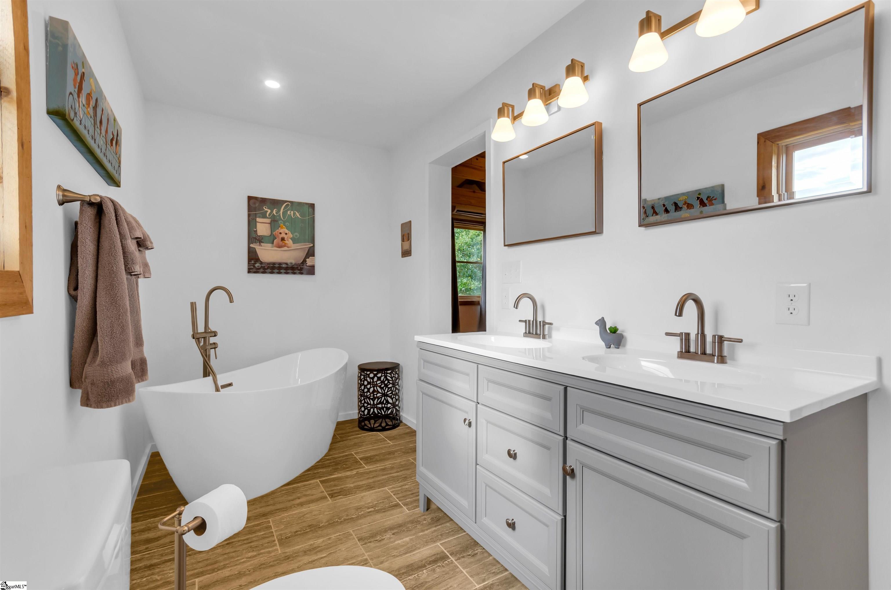 280 Penny Lane Townville, SC 28689