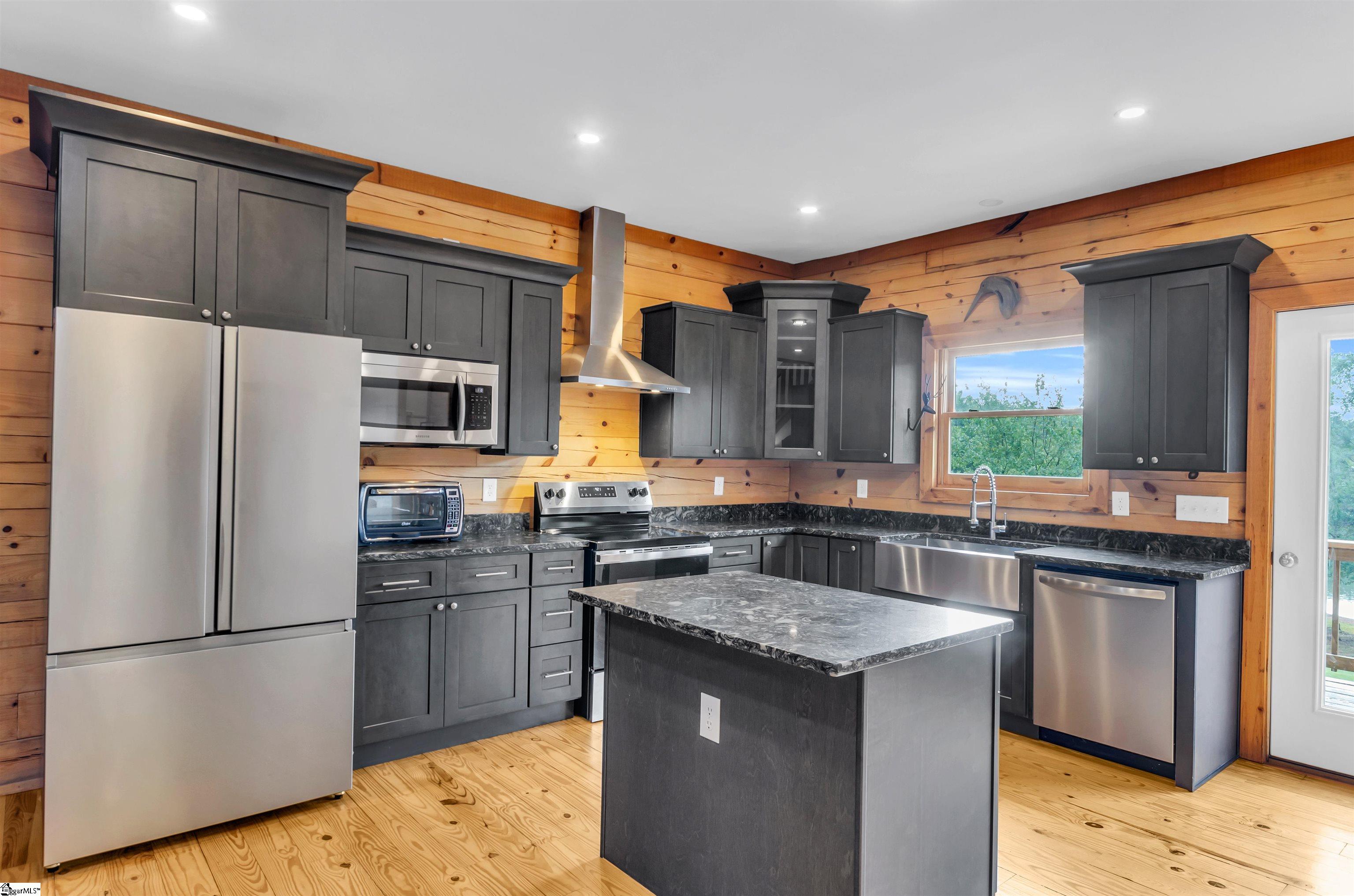 280 Penny Lane Townville, SC 28689