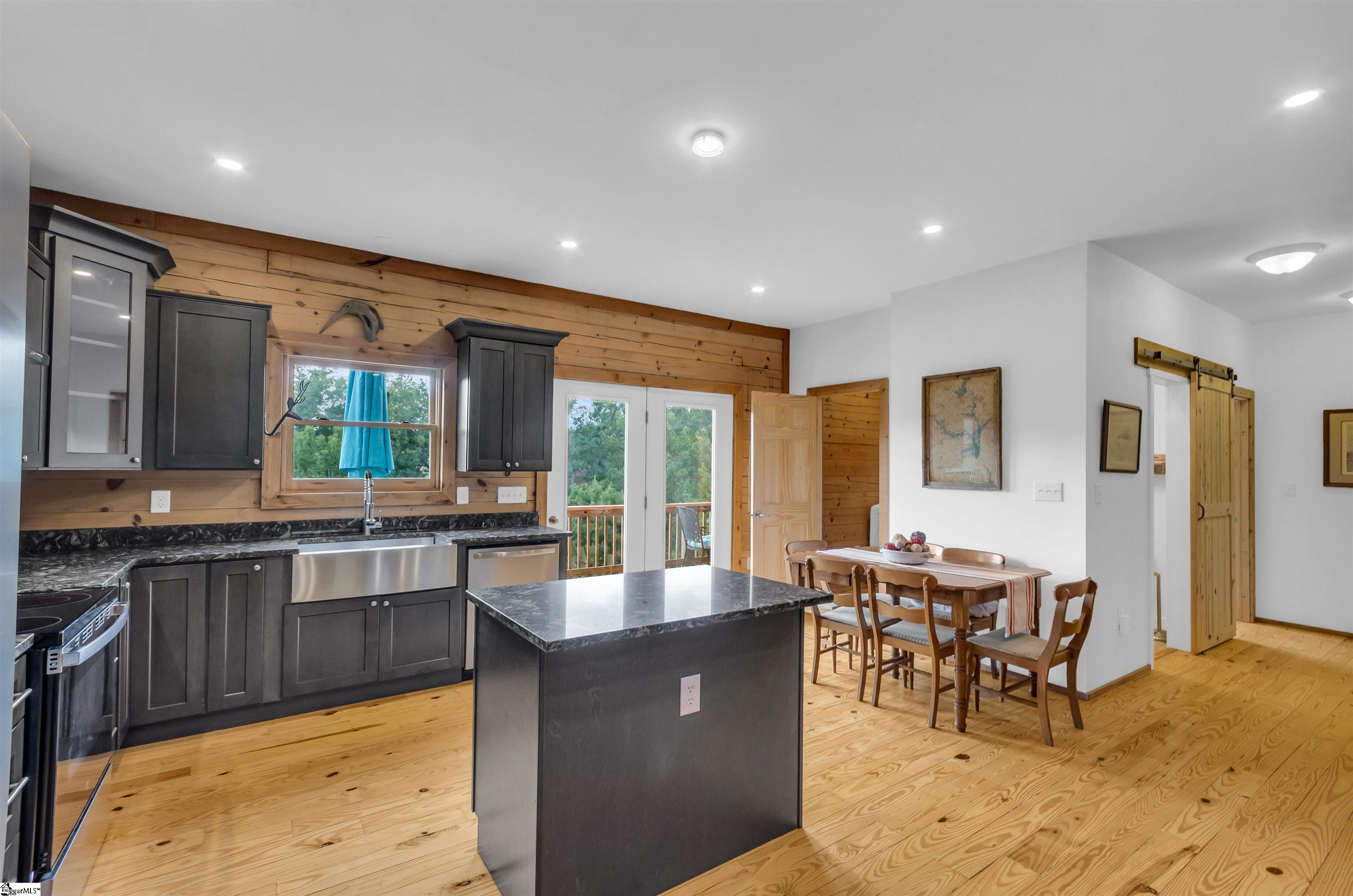 280 Penny Lane Townville, SC 28689