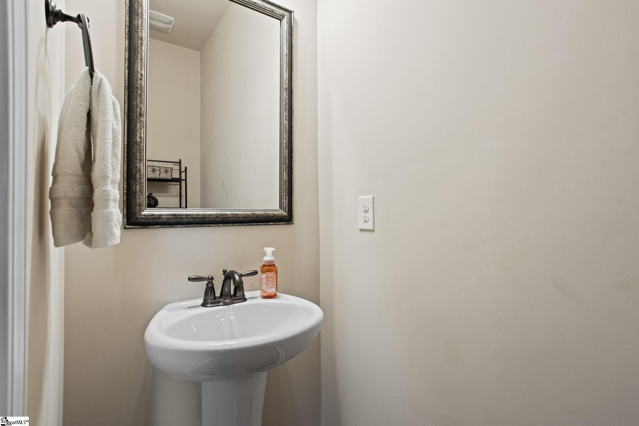 200 Marshfield Court Easley, SC 29642