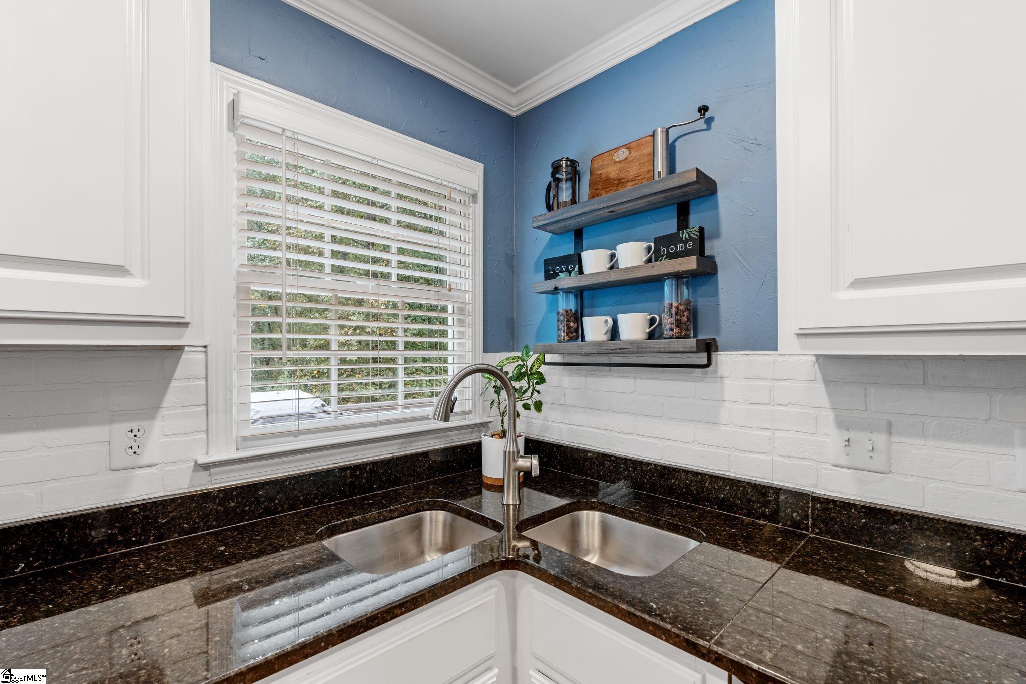 344 Camperdown Court Easley, SC 29642