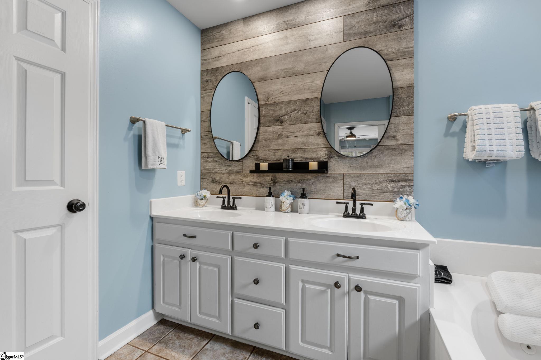 344 Camperdown Court Easley, SC 29642