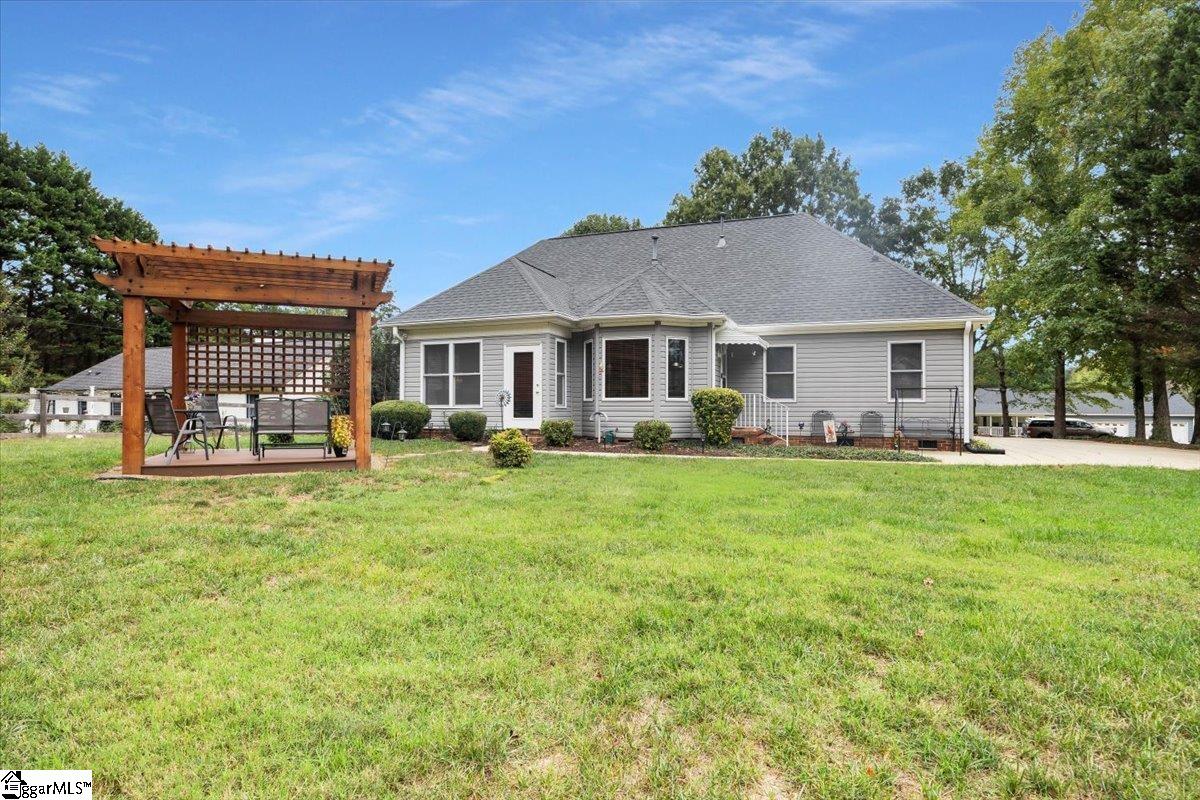 12 Montague Circle Greenville, SC 29617