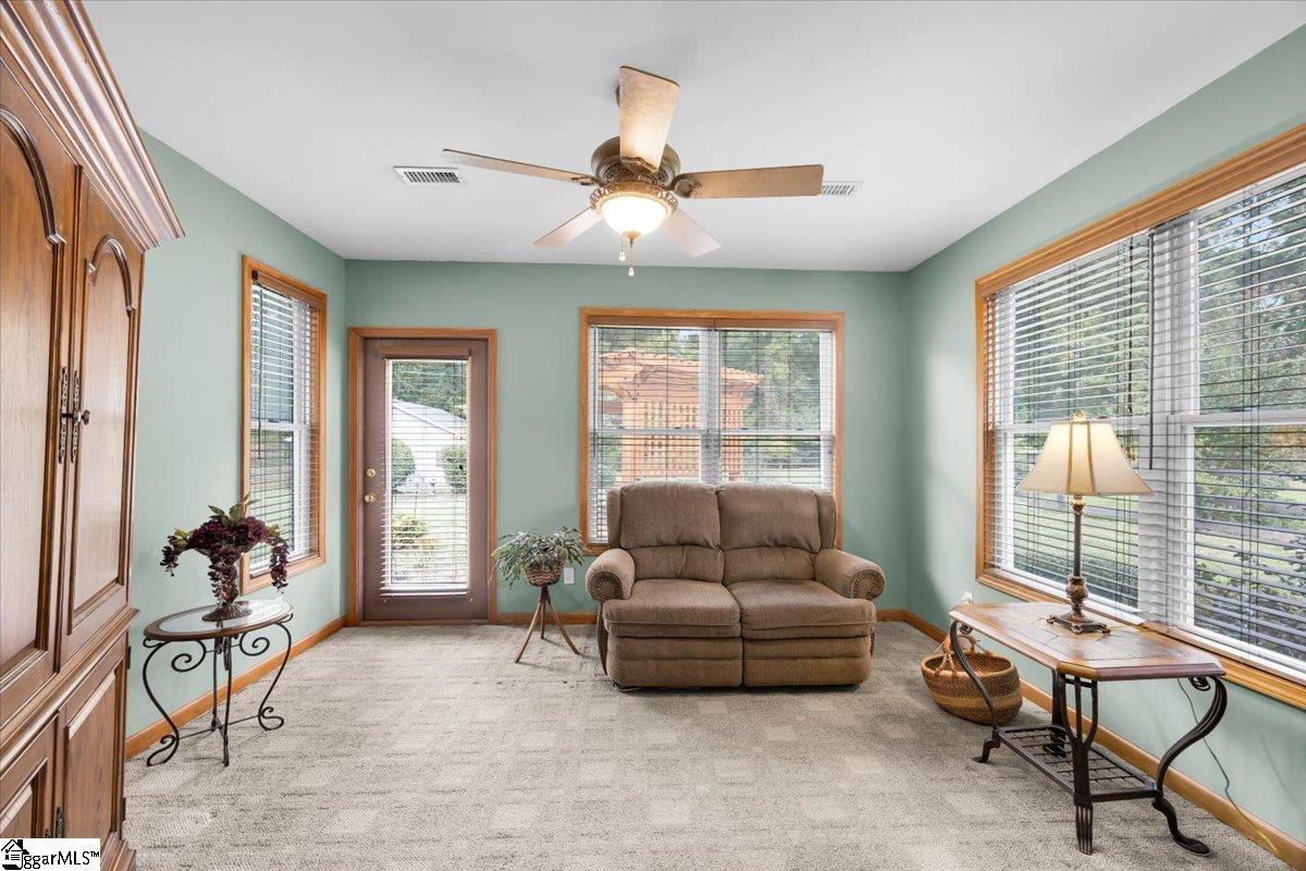 12 Montague Circle Greenville, SC 29617