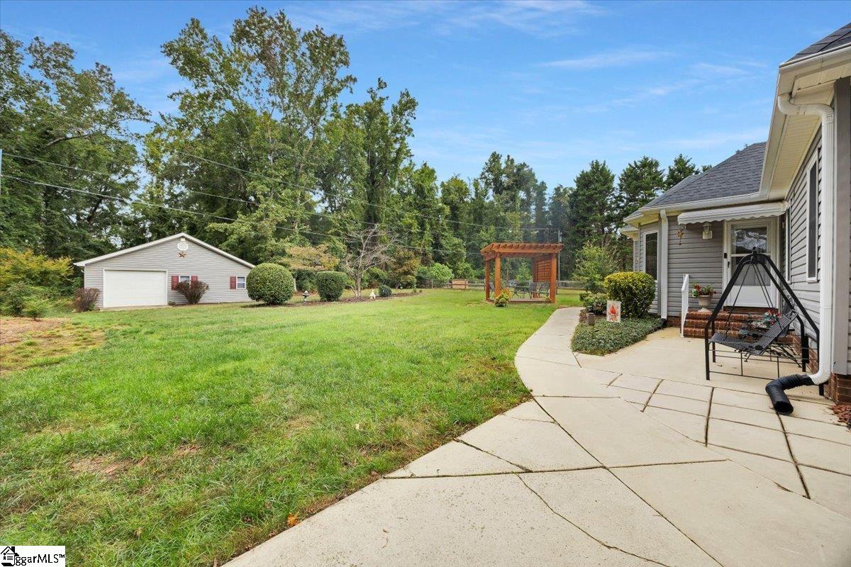 12 Montague Circle Greenville, SC 29617