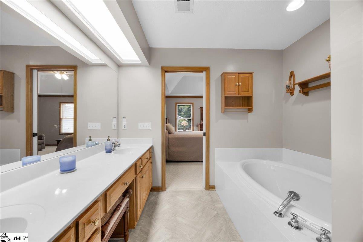 12 Montague Circle Greenville, SC 29617