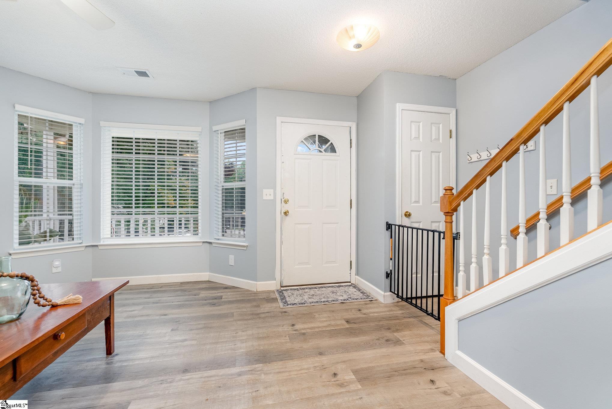 16 Mockernut Court Taylors, SC 29687-5864