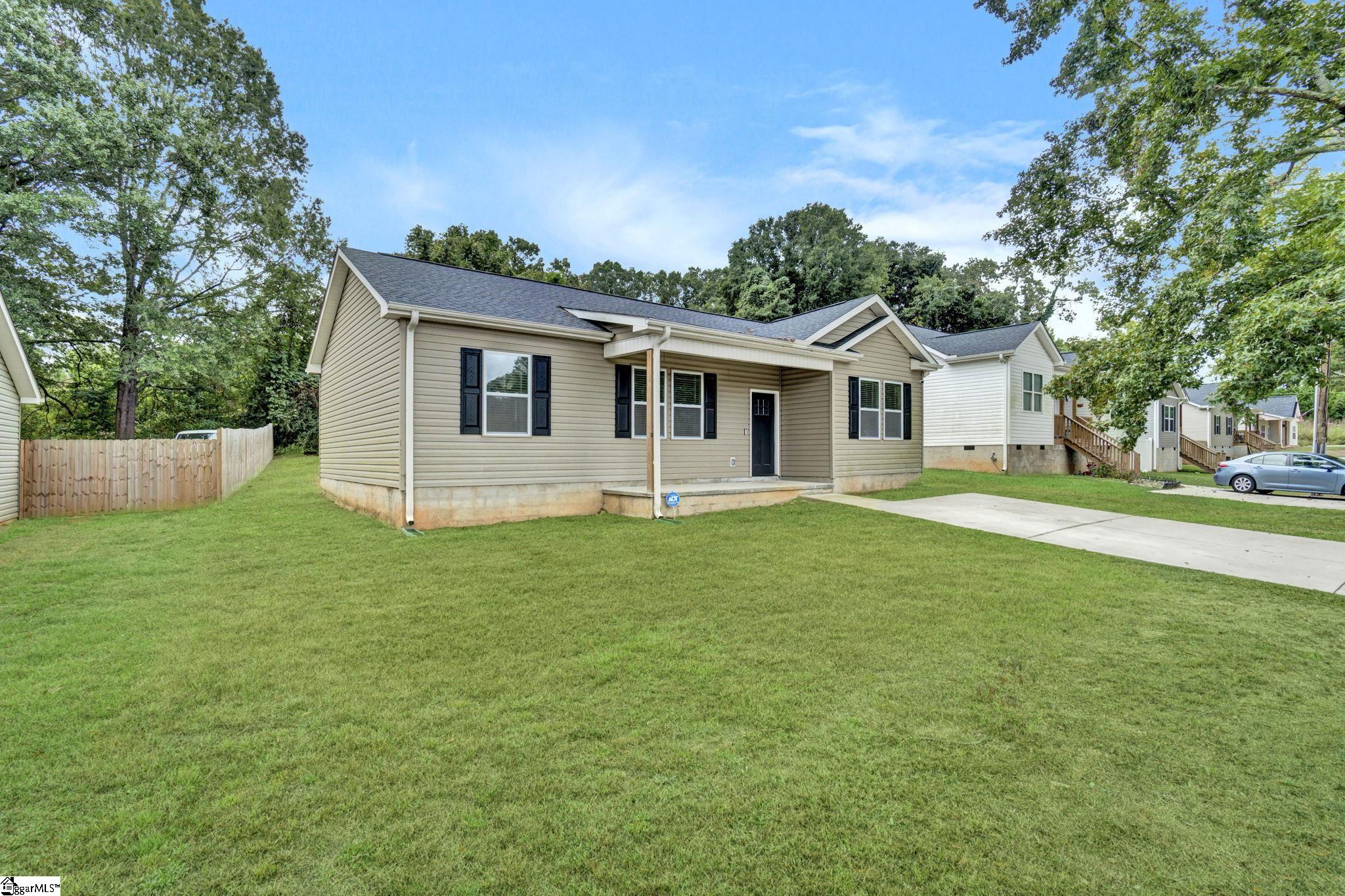 305 Saluda Street Belton, SC 29627