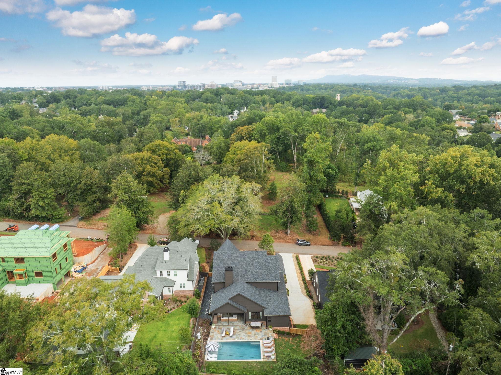 24 Forest View Drive Greenville, SC 29605