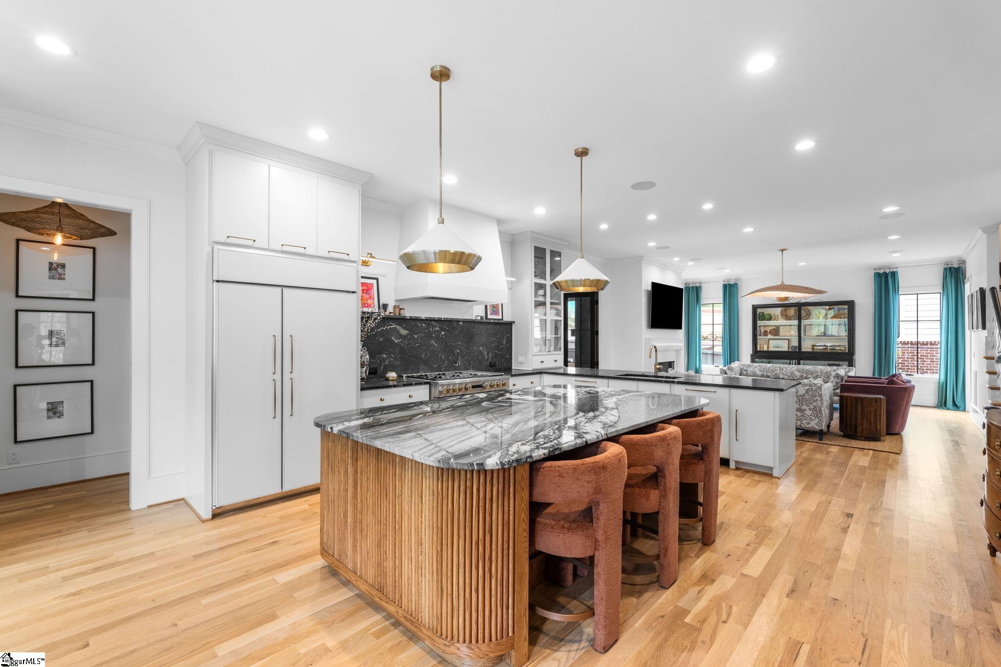 24 Forest View Drive Greenville, SC 29605