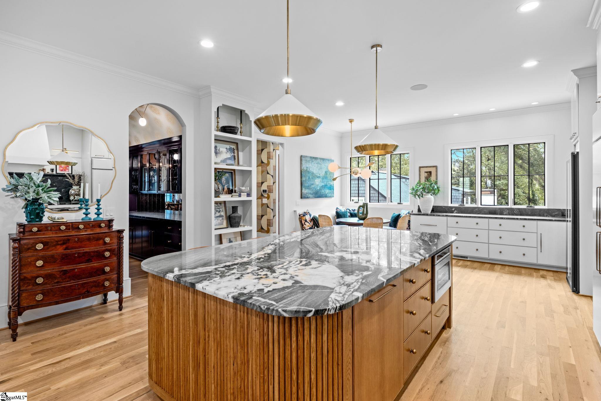 24 Forest View Drive Greenville, SC 29605