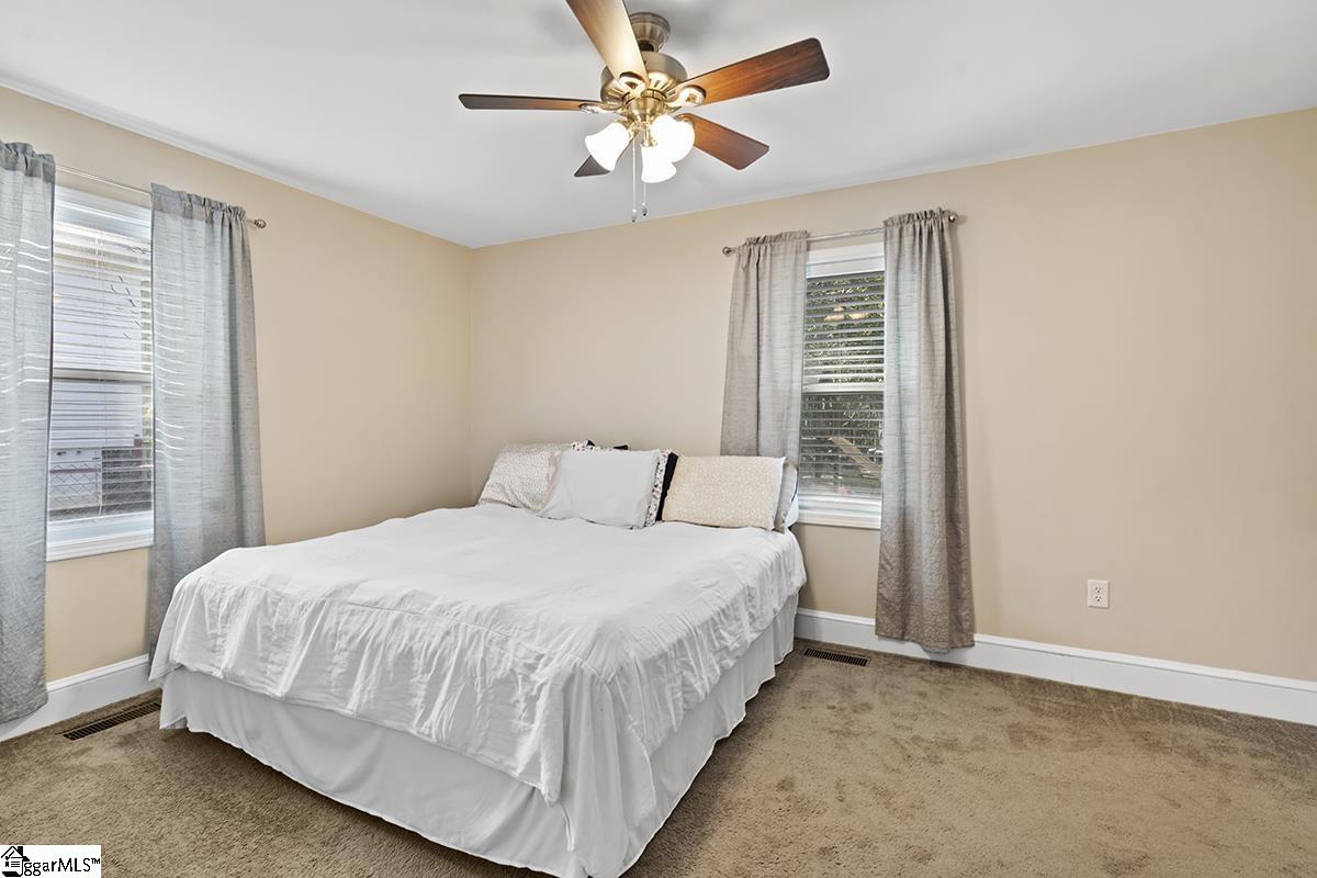 715 Shands Street Clinton, SC 29325