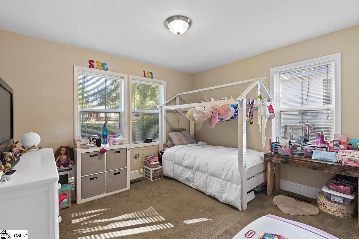 715 Shands Street Clinton, SC 29325