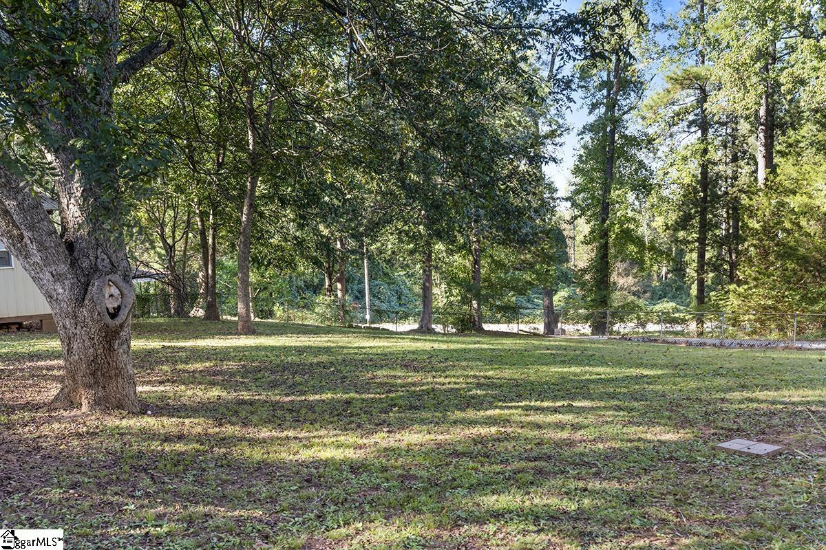 715 Shands Street Clinton, SC 29325