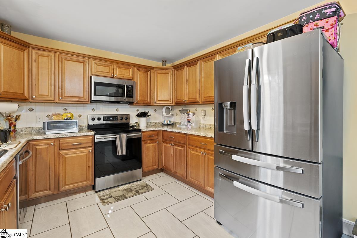 715 Shands Street Clinton, SC 29325