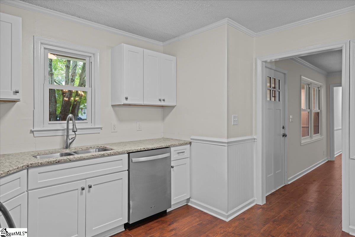 318 Sharon Lane Easley, SC 29642
