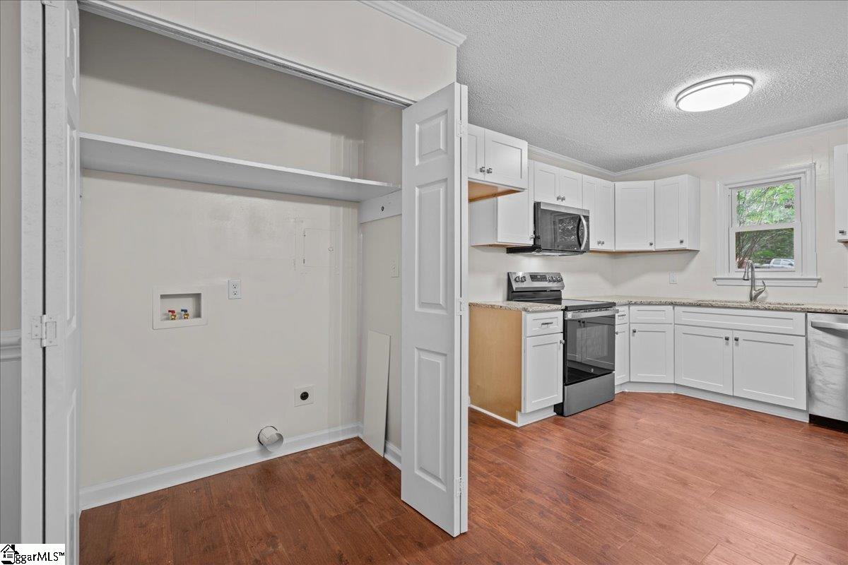 318 Sharon Lane Easley, SC 29642