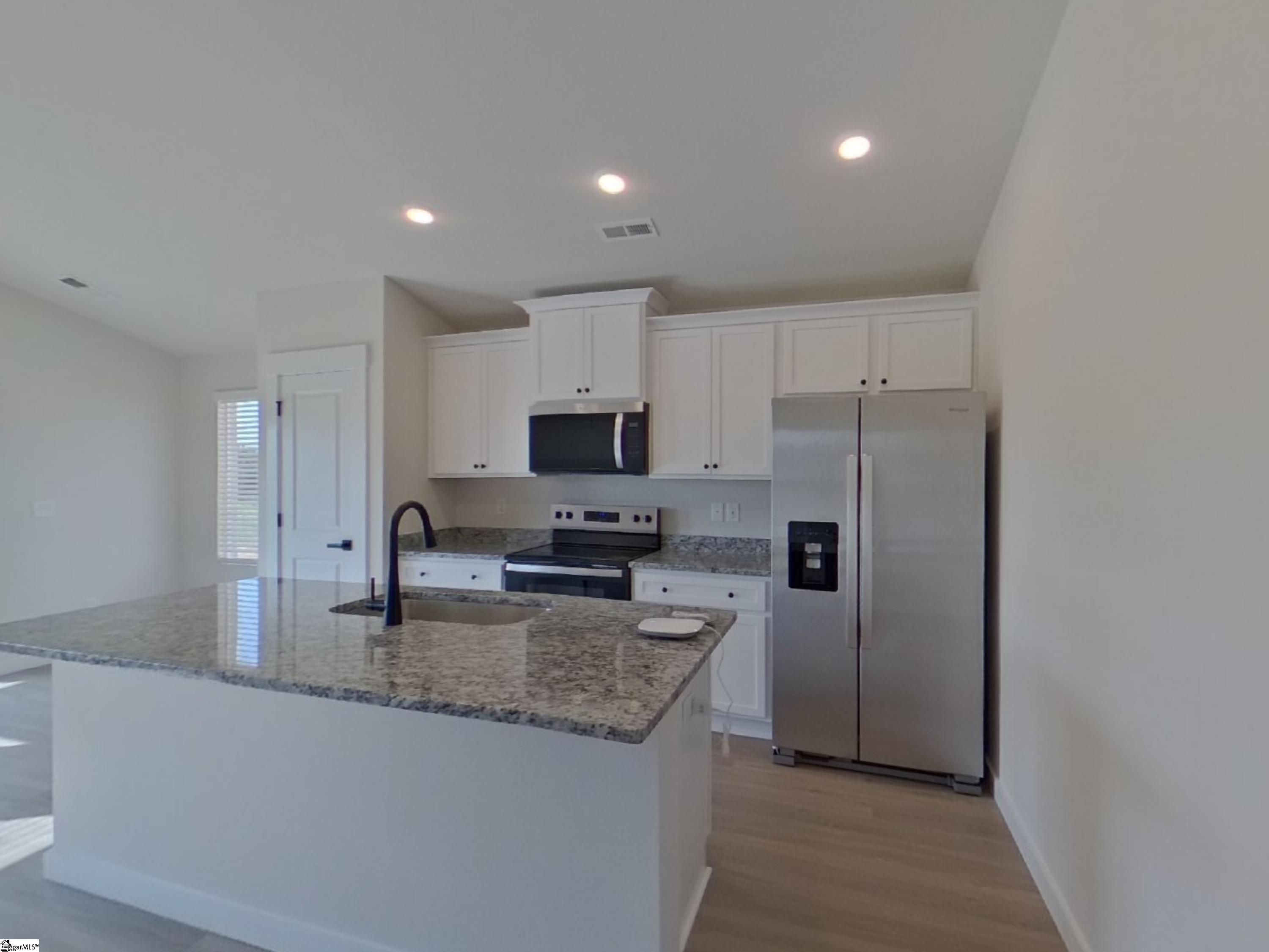 1225 Crested Iris Street Moore, SC 29369
