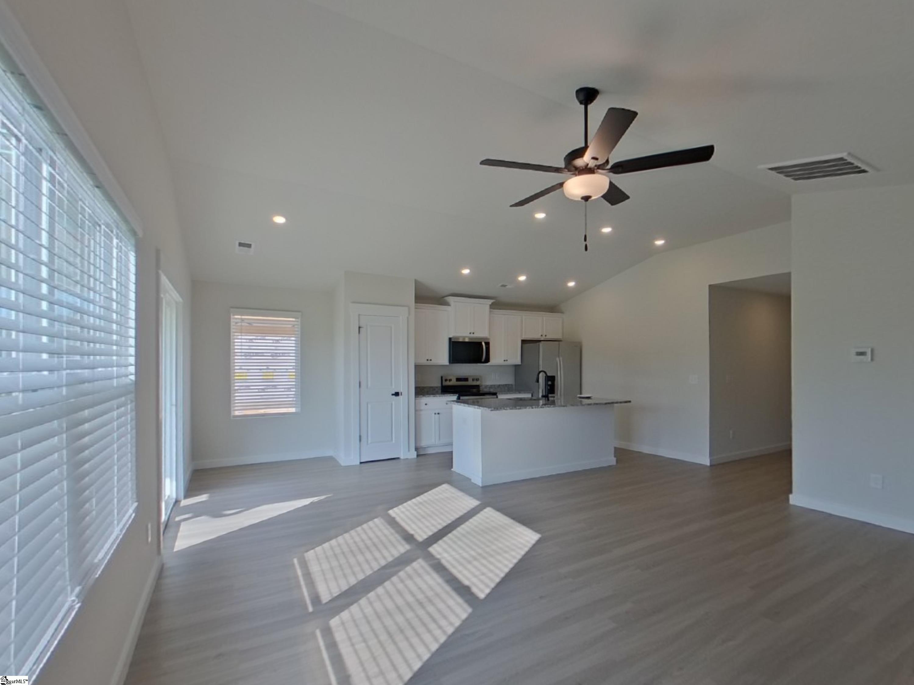 1225 Crested Iris Street Moore, SC 29369