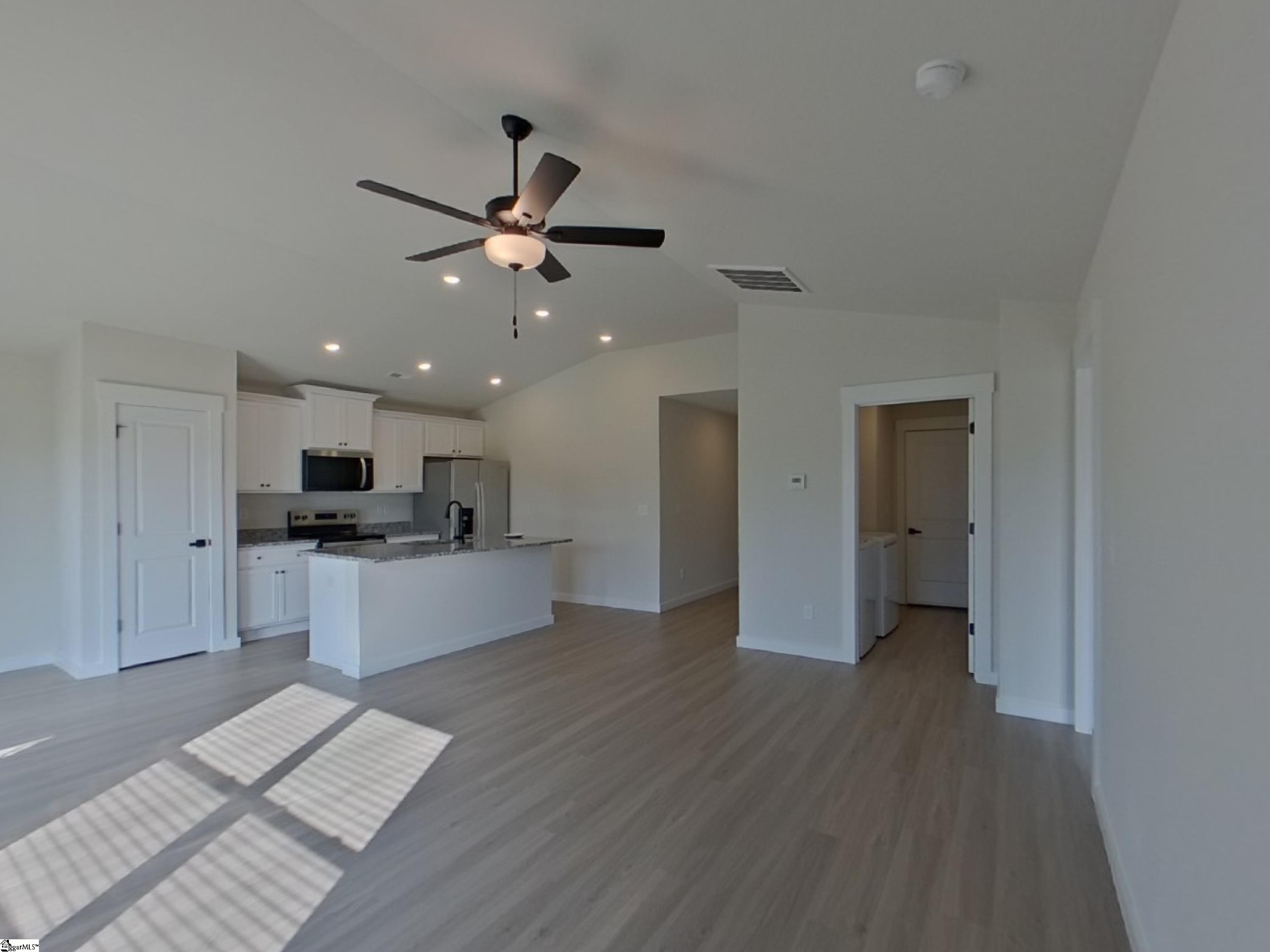 1225 Crested Iris Street Moore, SC 29369