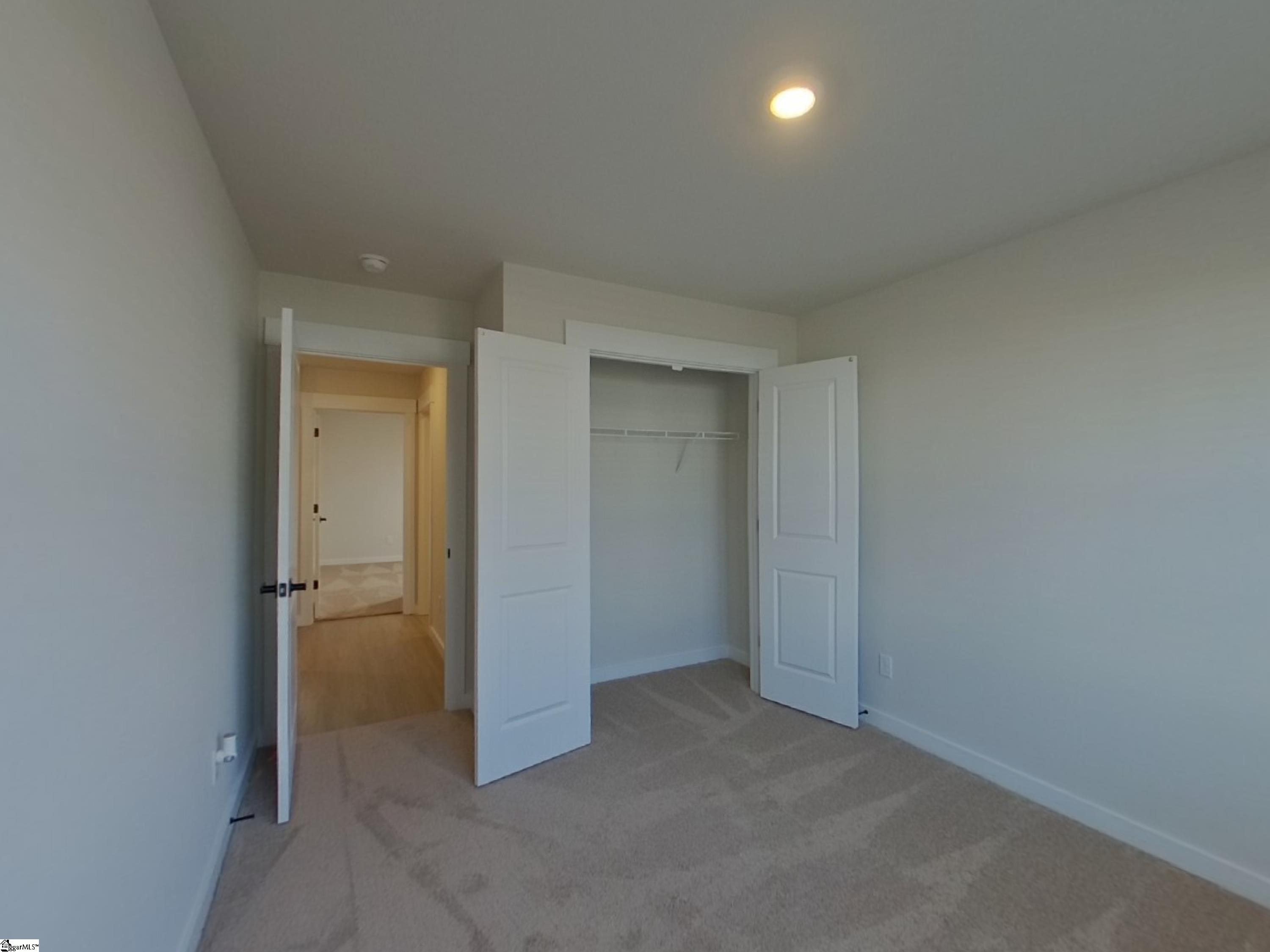 1225 Crested Iris Street Moore, SC 29369