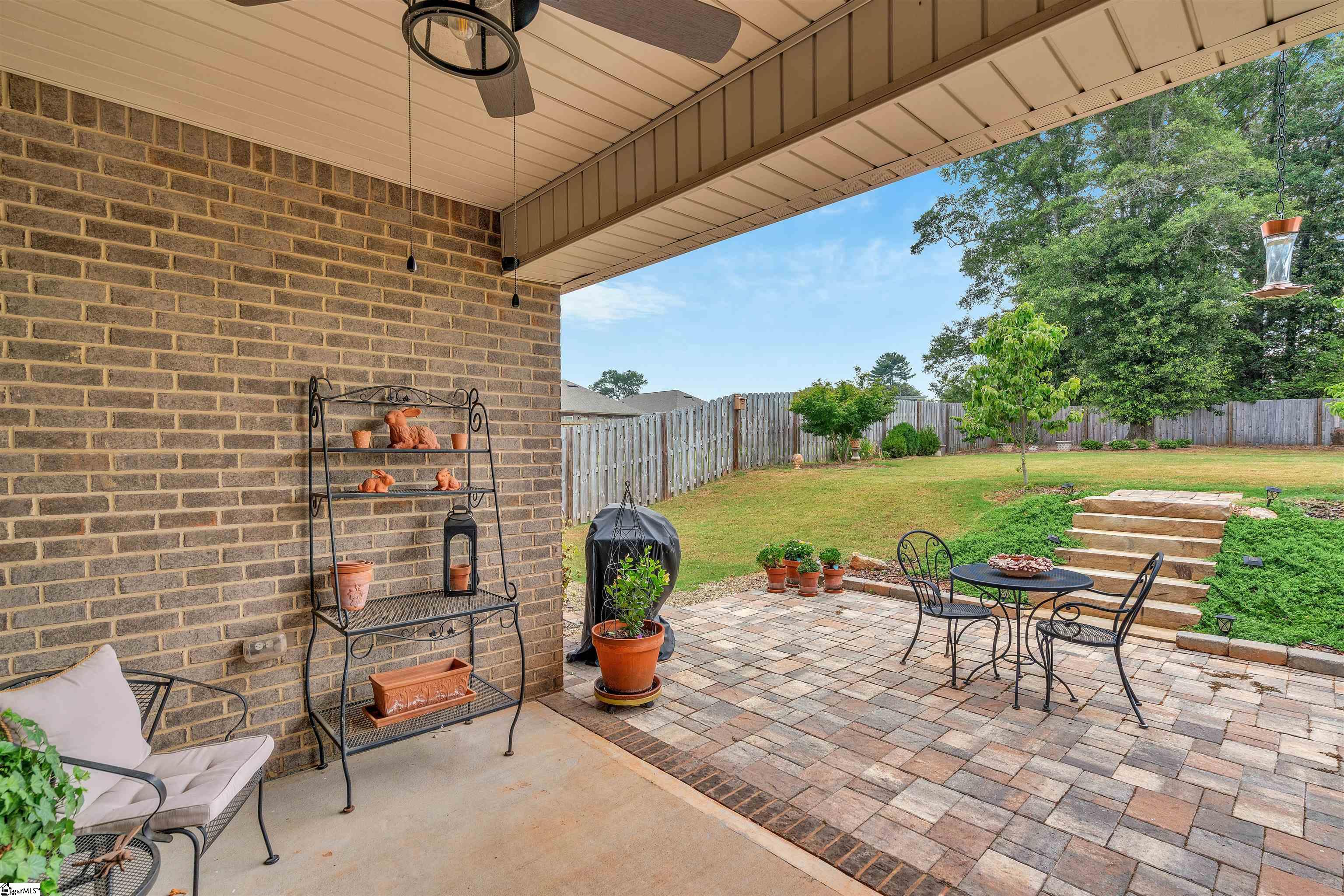 940 Ravenfield Drive Duncan, SC 29334