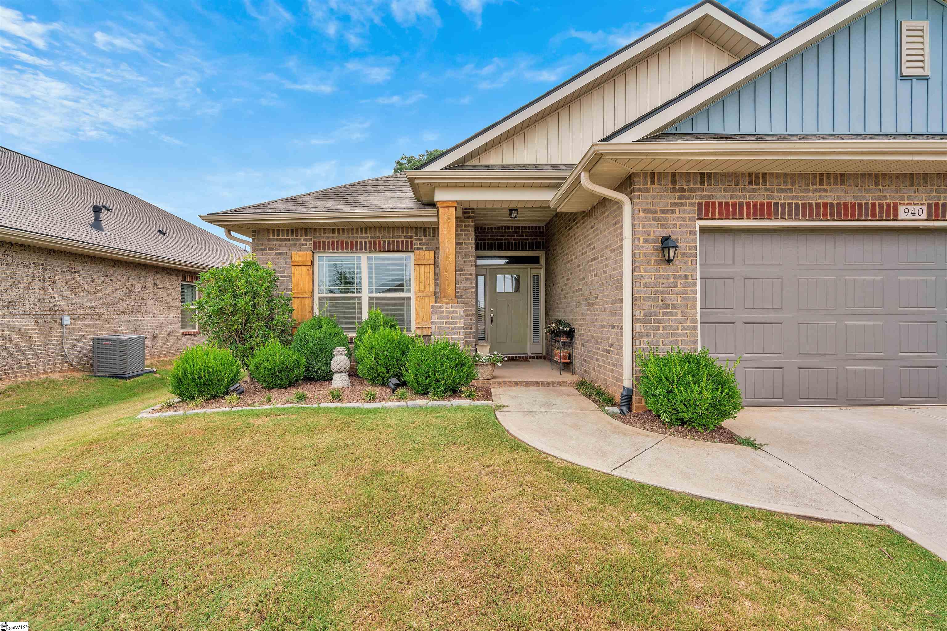 940 Ravenfield Drive Duncan, SC 29334