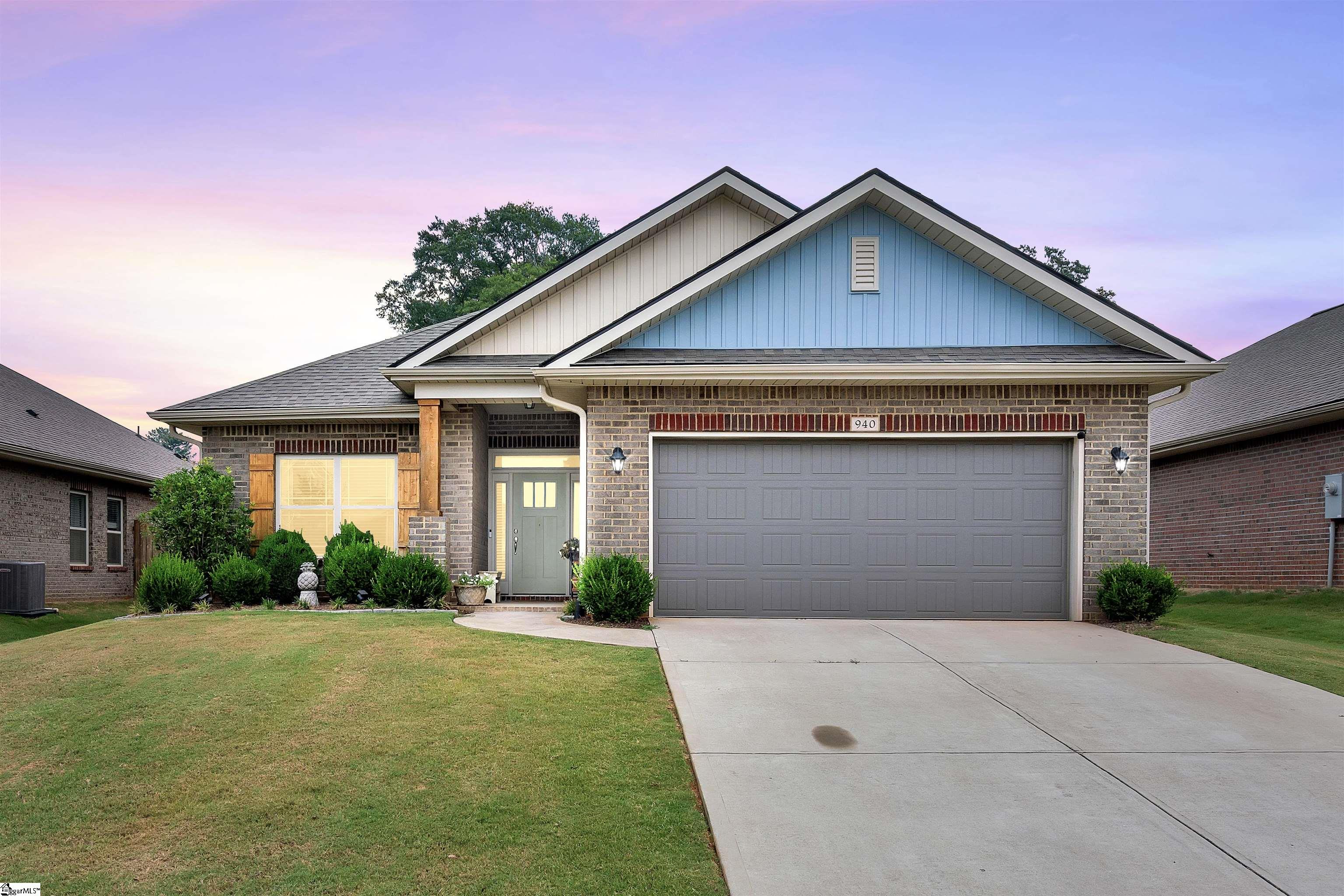 940 Ravenfield Drive Duncan, SC 29334