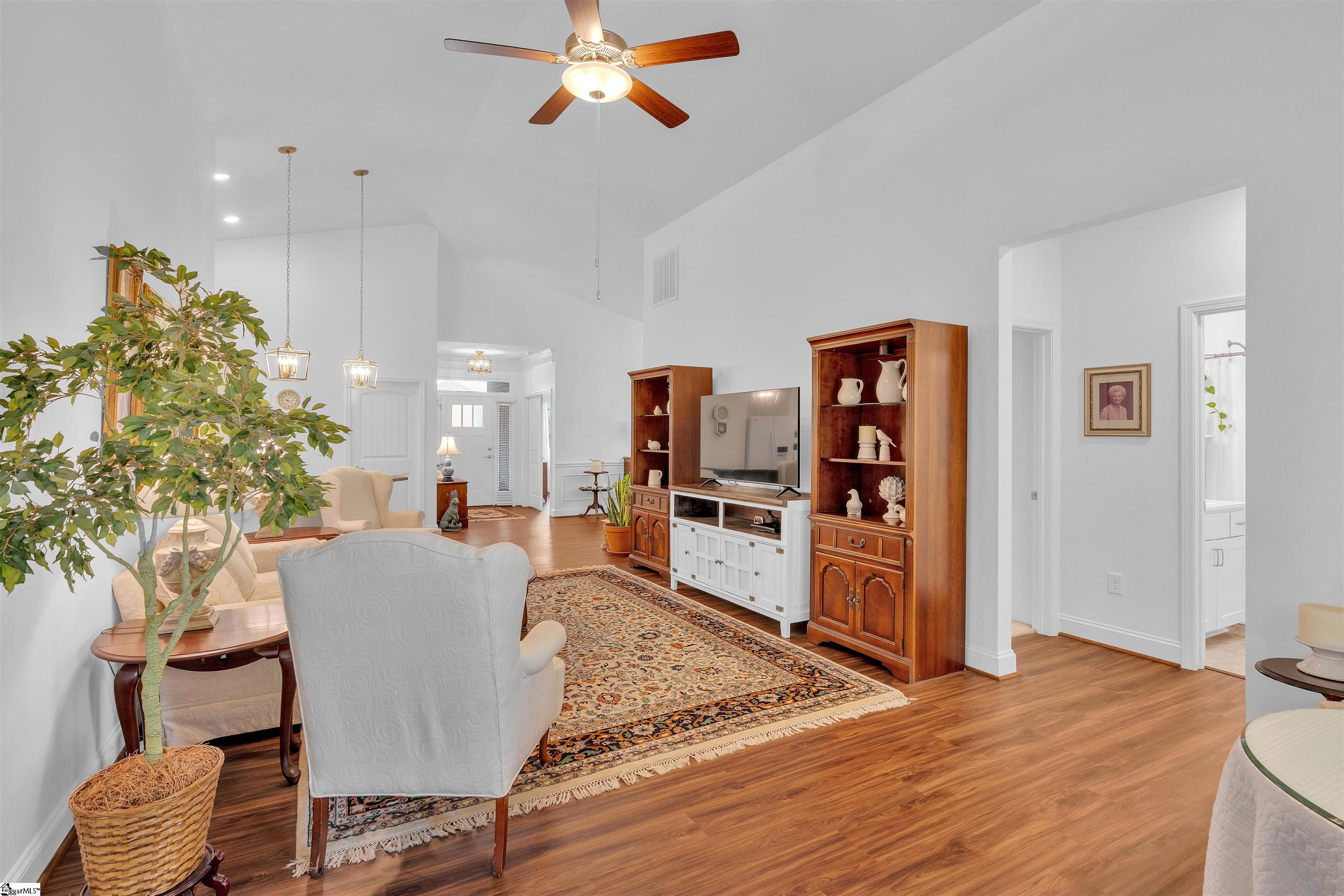 940 Ravenfield Drive Duncan, SC 29334