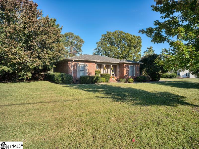 1613 Scuffletown Road Fountain Inn, SC 29644