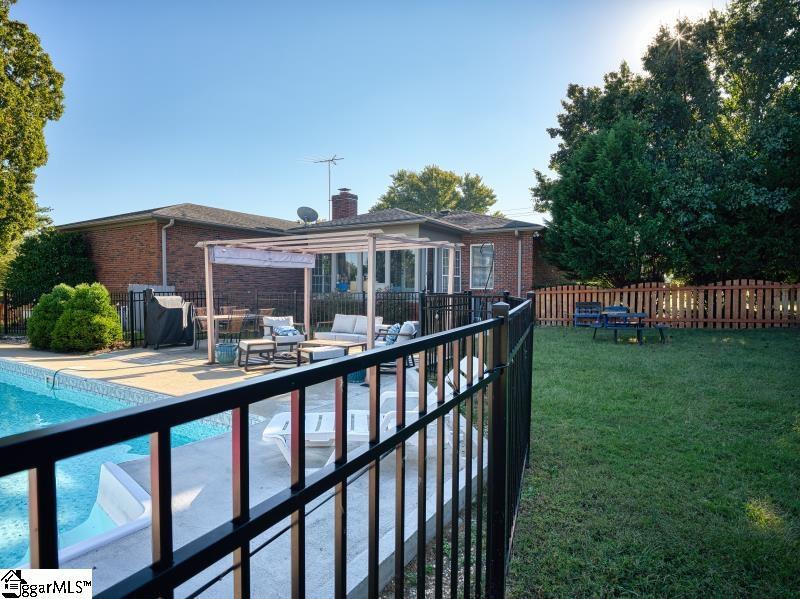 1613 Scuffletown Road Fountain Inn, SC 29644