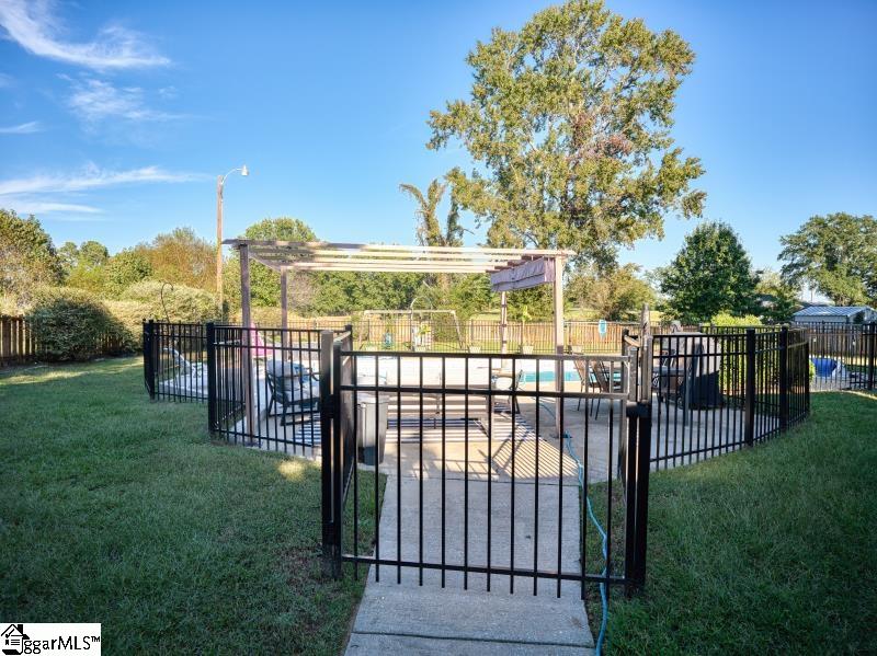 1613 Scuffletown Road Fountain Inn, SC 29644