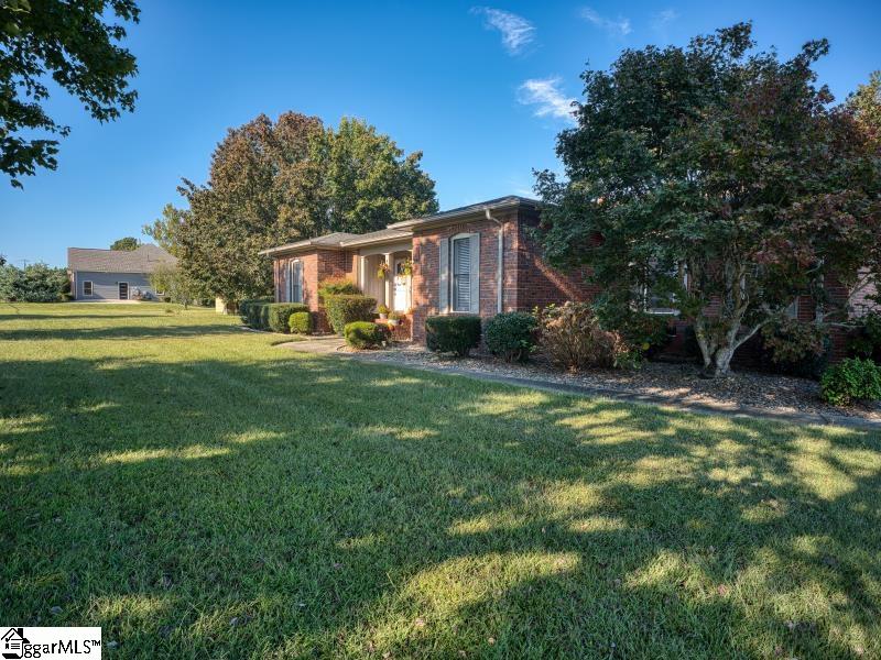 1613 Scuffletown Road Fountain Inn, SC 29644