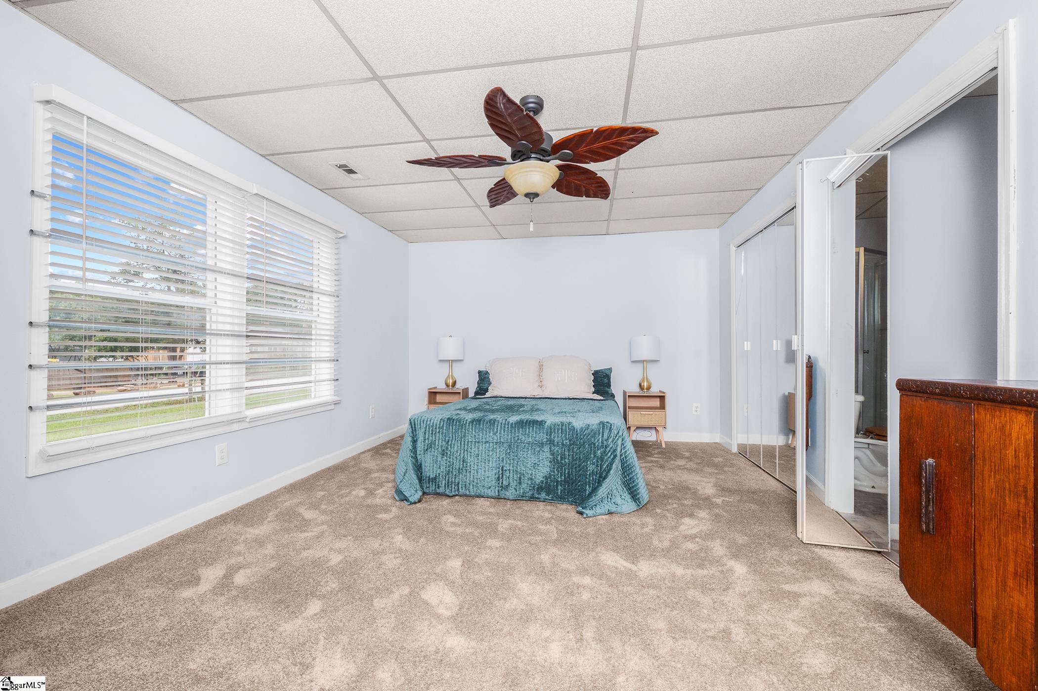 13 Meadors Avenue Greenville, SC 29605