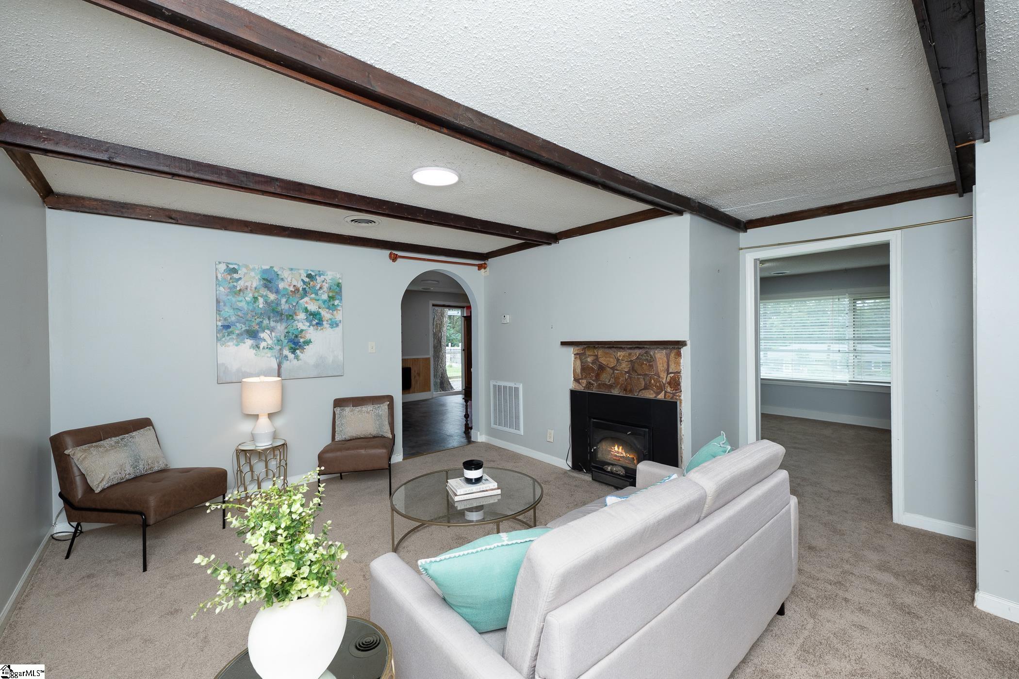 13 Meadors Avenue Greenville, SC 29605