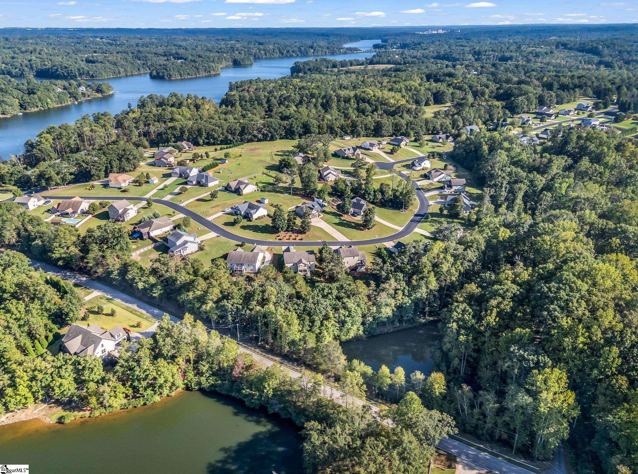 261 Glendower Lane Chesnee, SC 29323