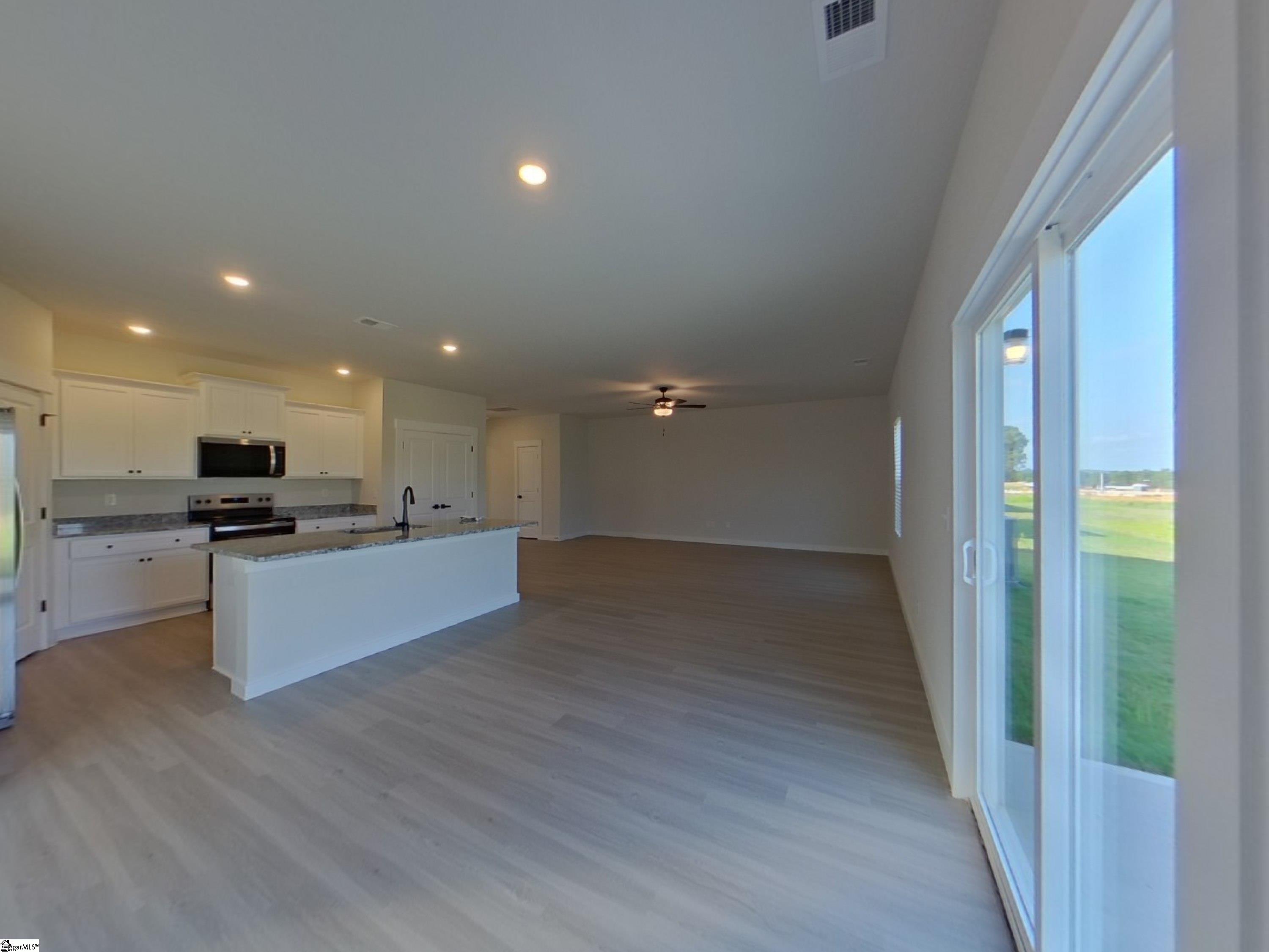 1228 Crested Iris Street Moore, SC 29369