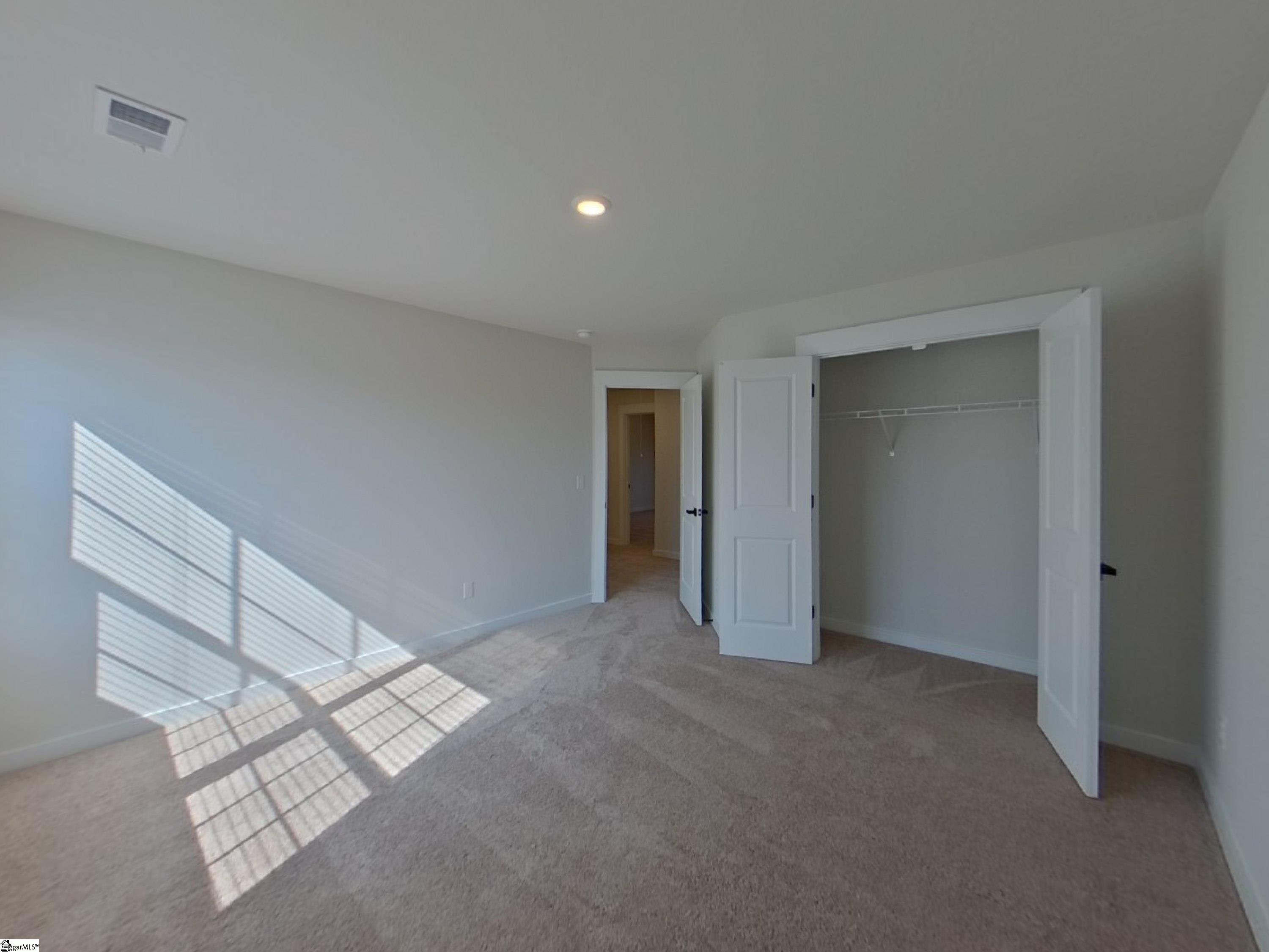 1228 Crested Iris Street Moore, SC 29369