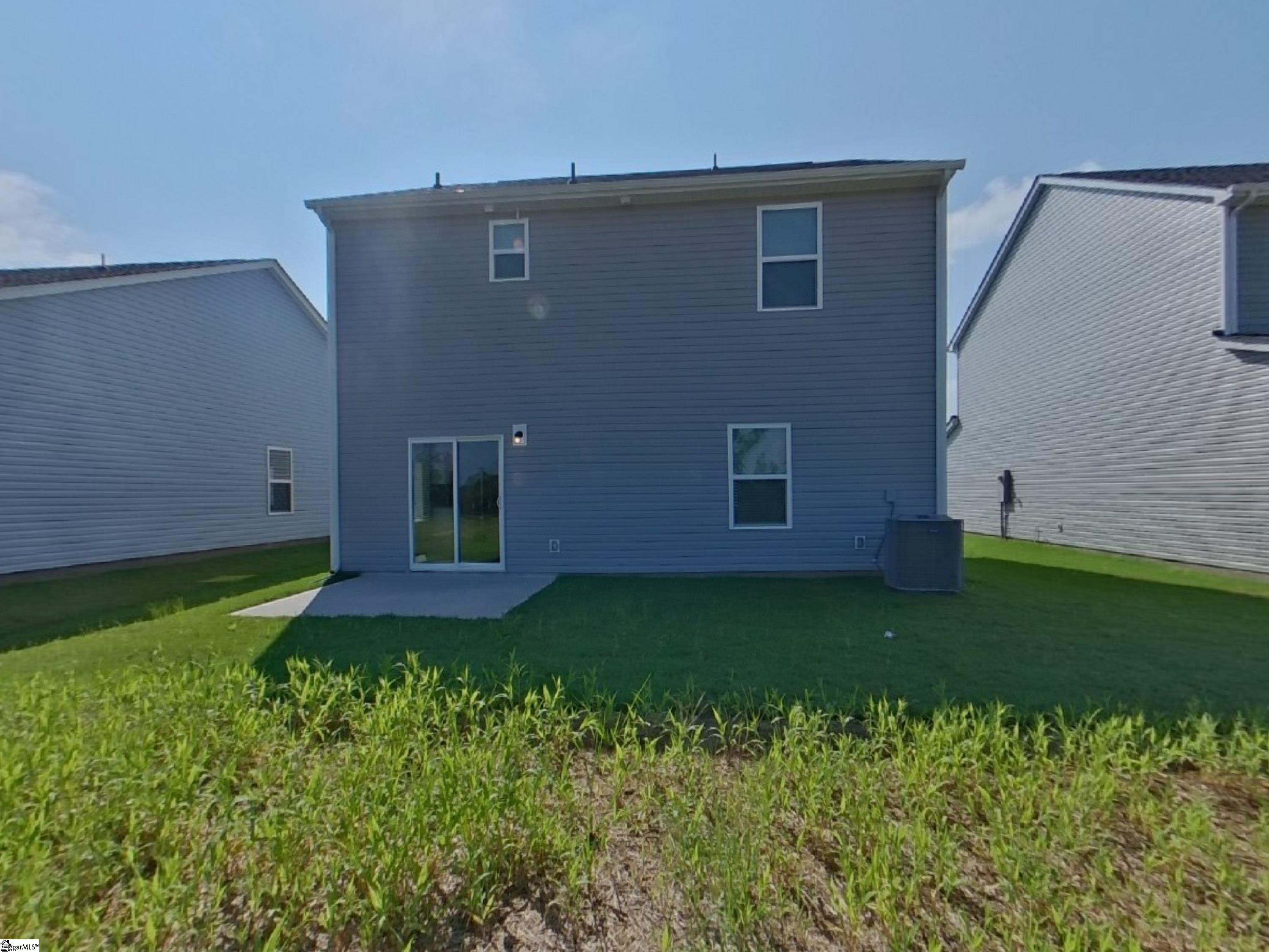 1228 Crested Iris Street Moore, SC 29369