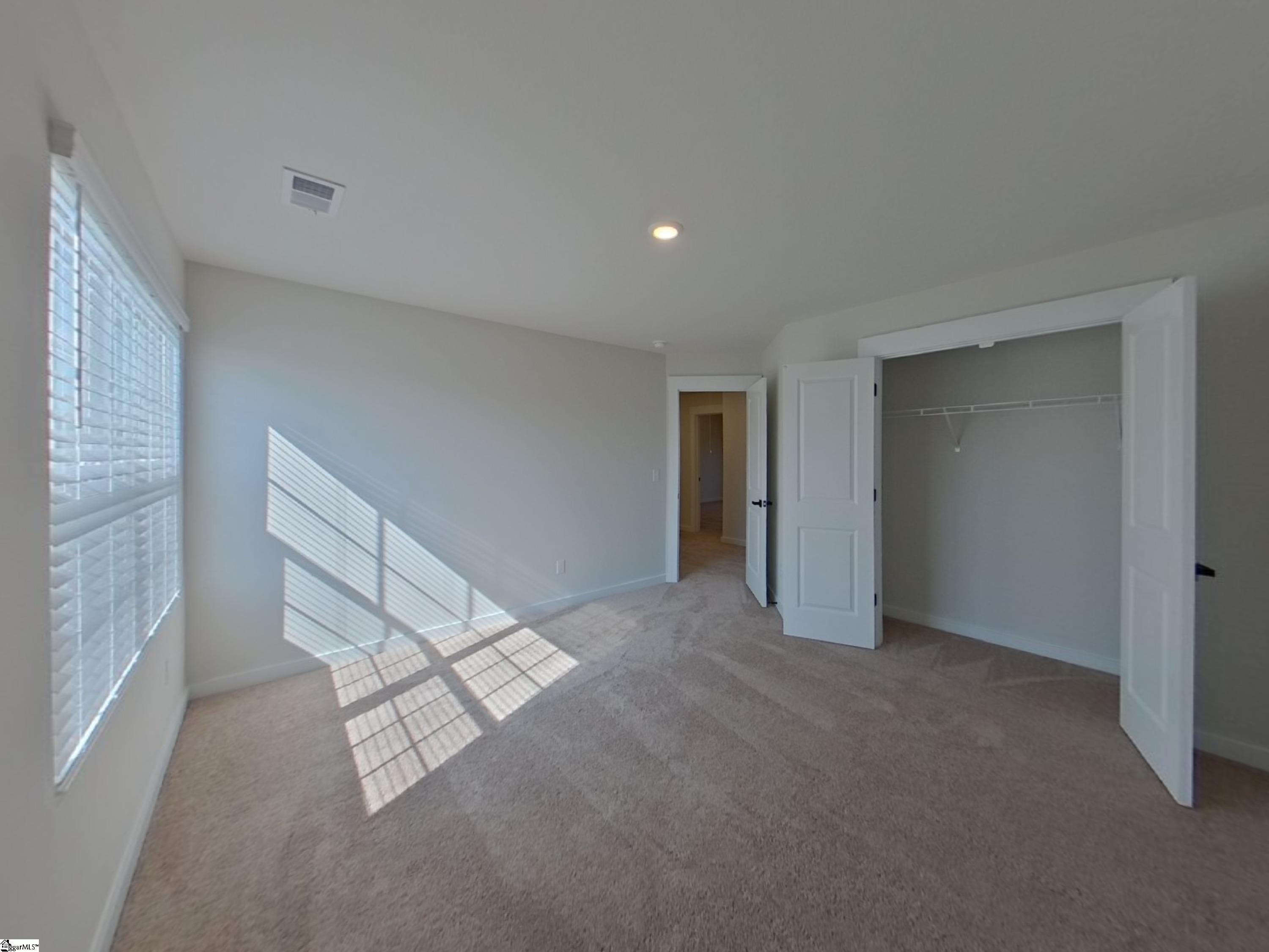 1228 Crested Iris Street Moore, SC 29369