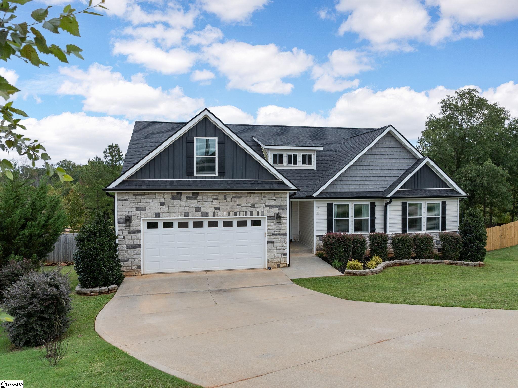 912 Willowpoint Lane Spartanburg, SC 29303