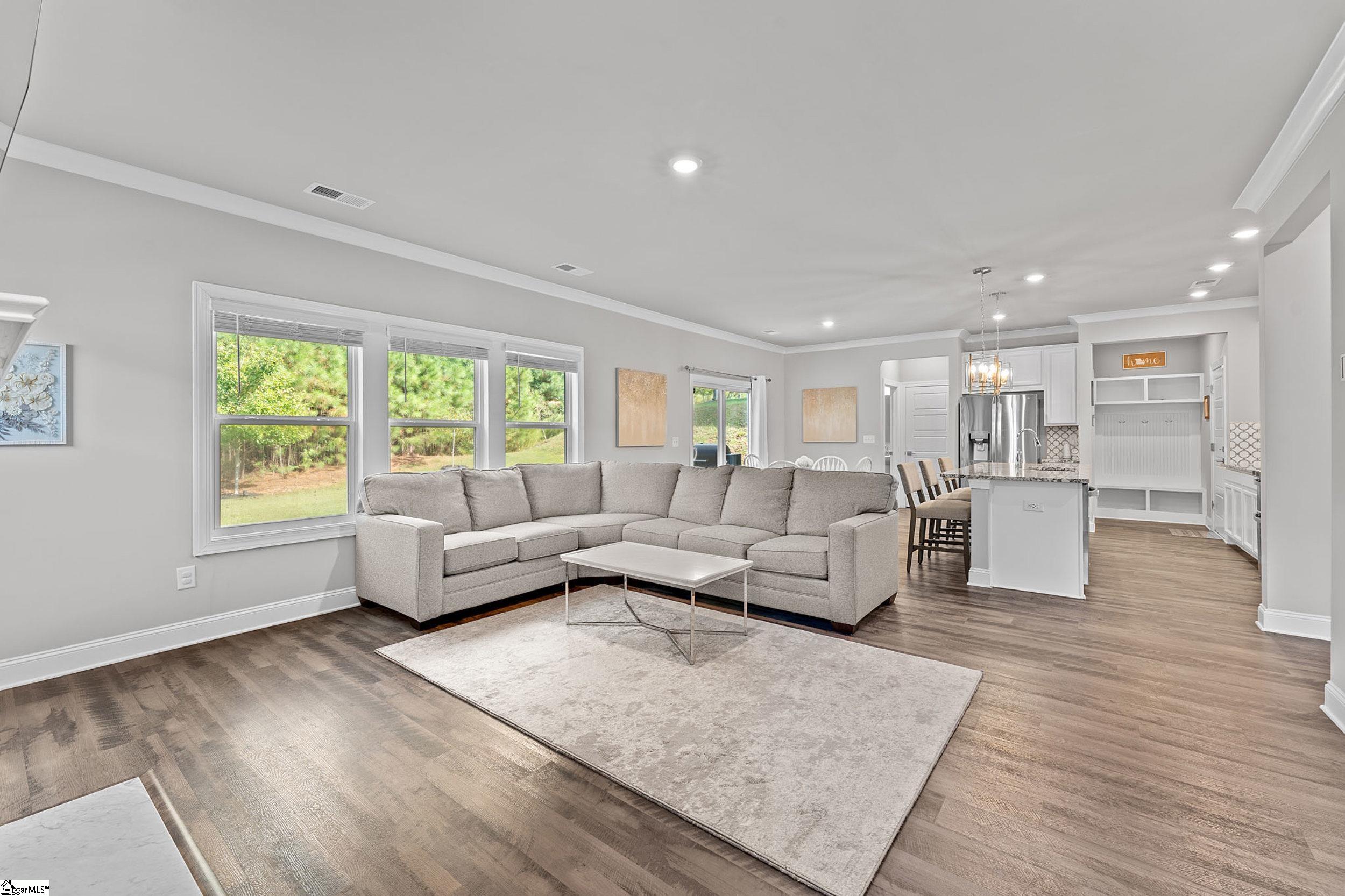 613 Whitemarsh Avenue Simpsonville, SC 29680