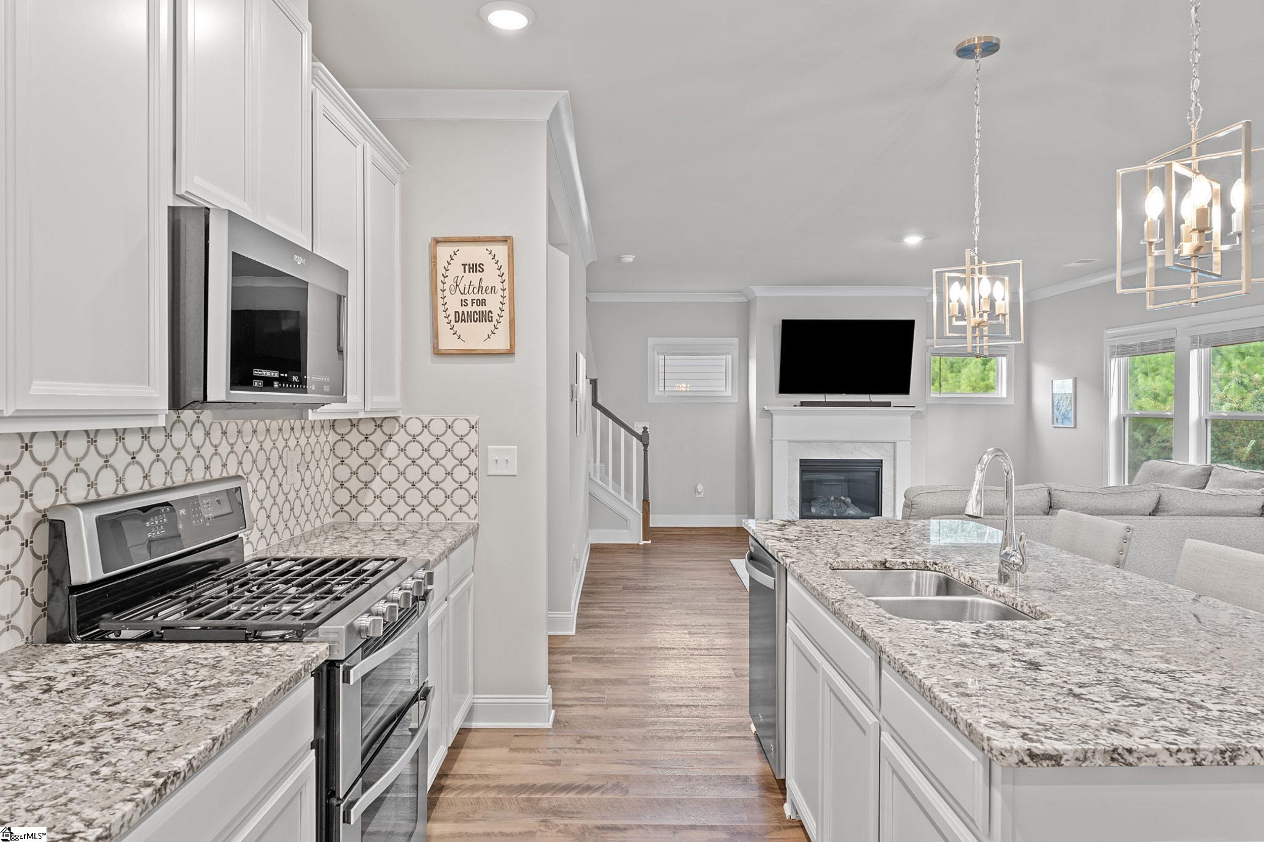 613 Whitemarsh Avenue Simpsonville, SC 29680