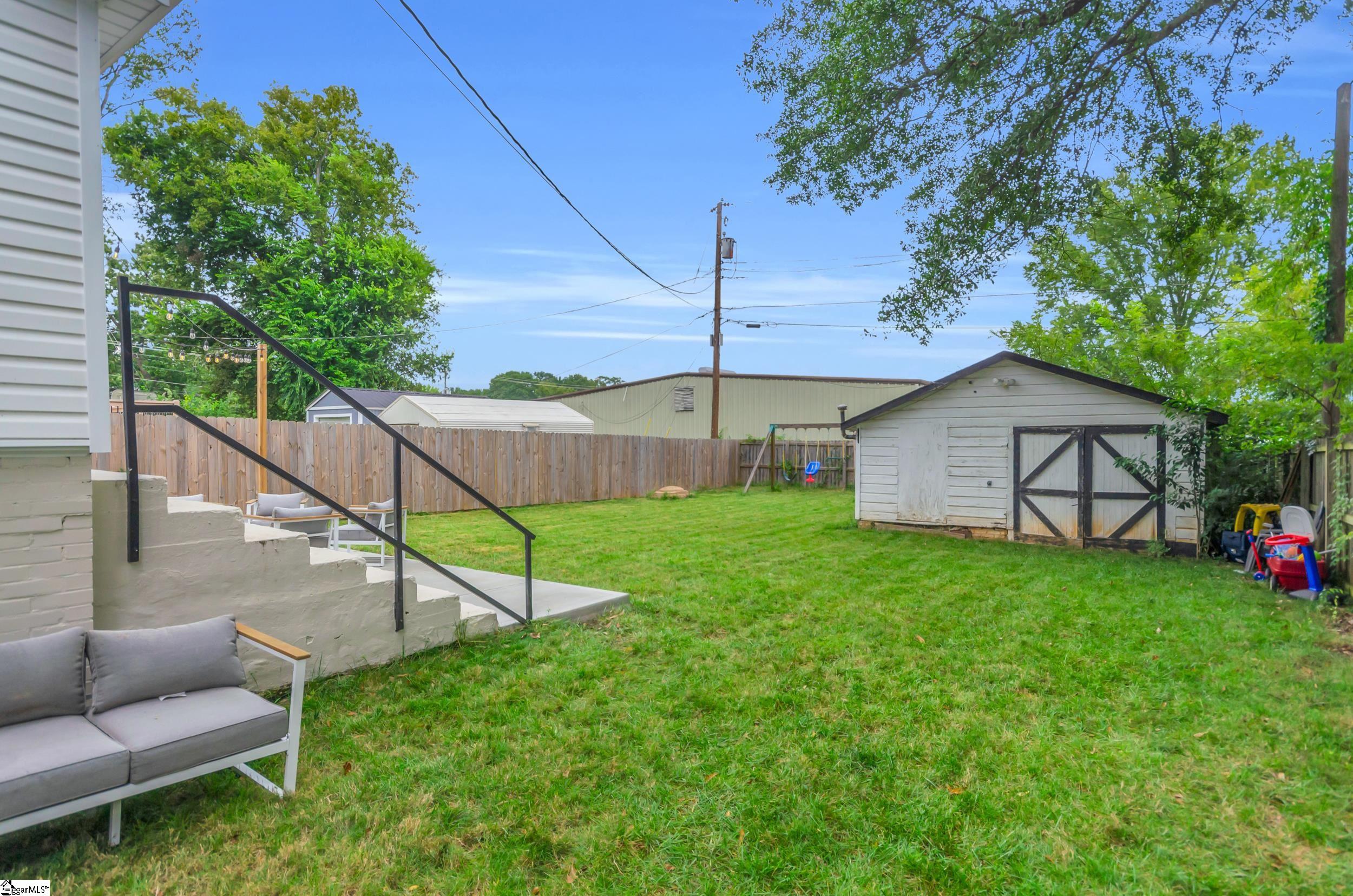 105 Somerset Street Greenville, SC 29611