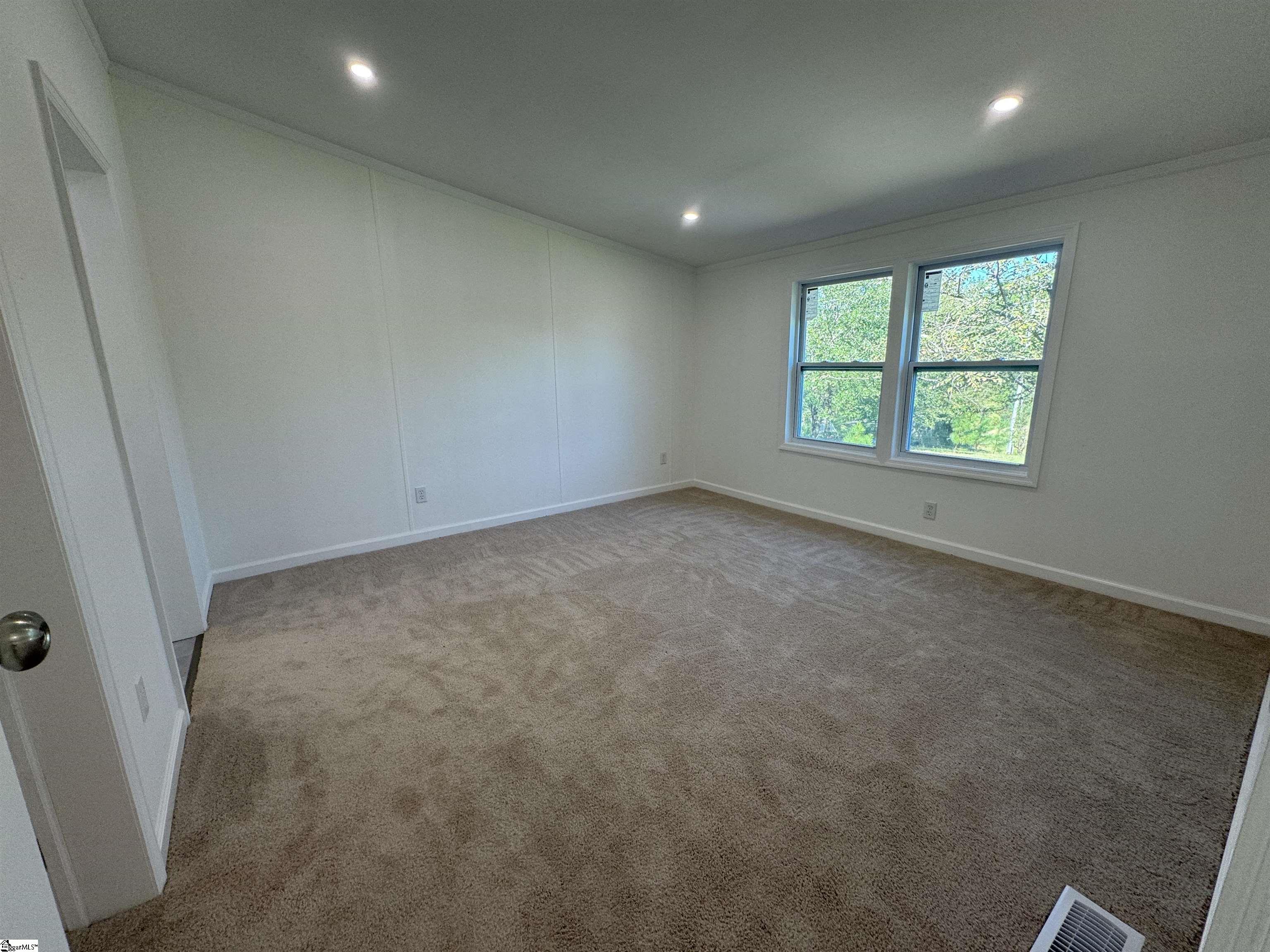 545 Flatwood Drive Laurens, SC 29360
