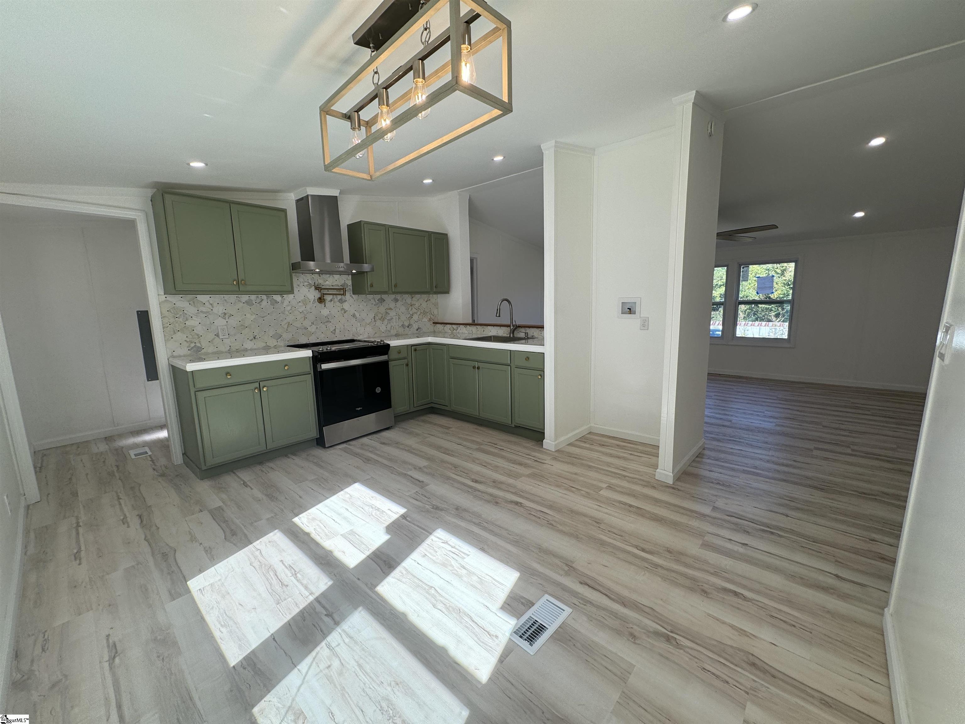 545 Flatwood Drive Laurens, SC 29360