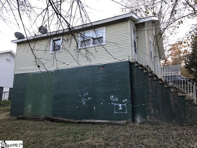 22 Jones Street Greenville, SC 29611